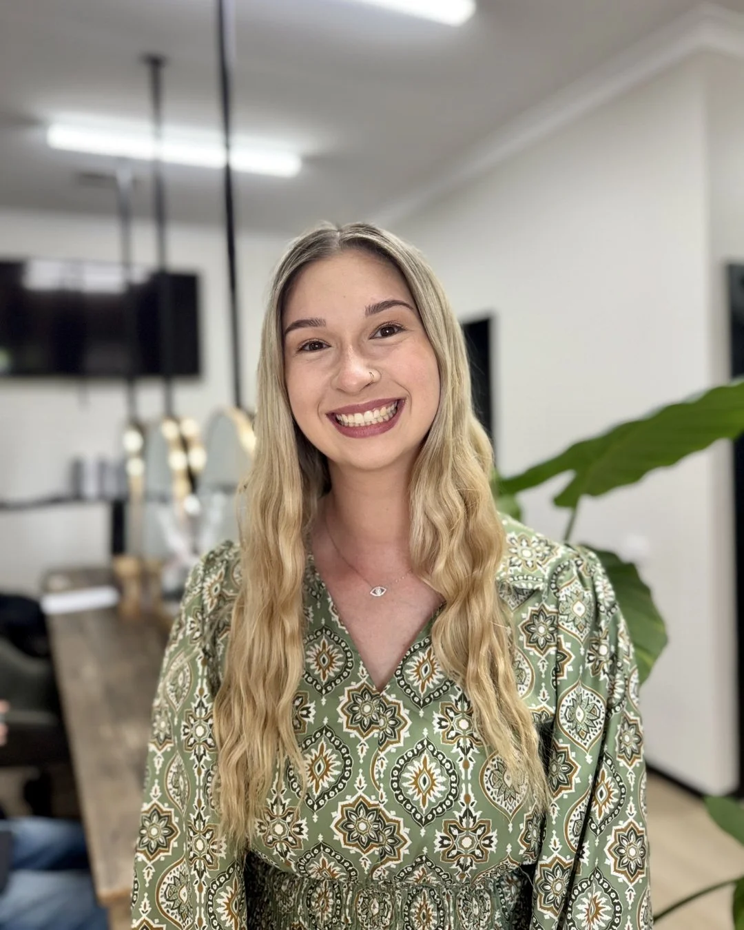 an introduction worth knowing

Kelsey joins us as our receptionist and scalp and hair treatment specialist, bringing over eight years of experience as a senior stylist

she will be stepping into front desk duties while Alicia is on maternity leave, e