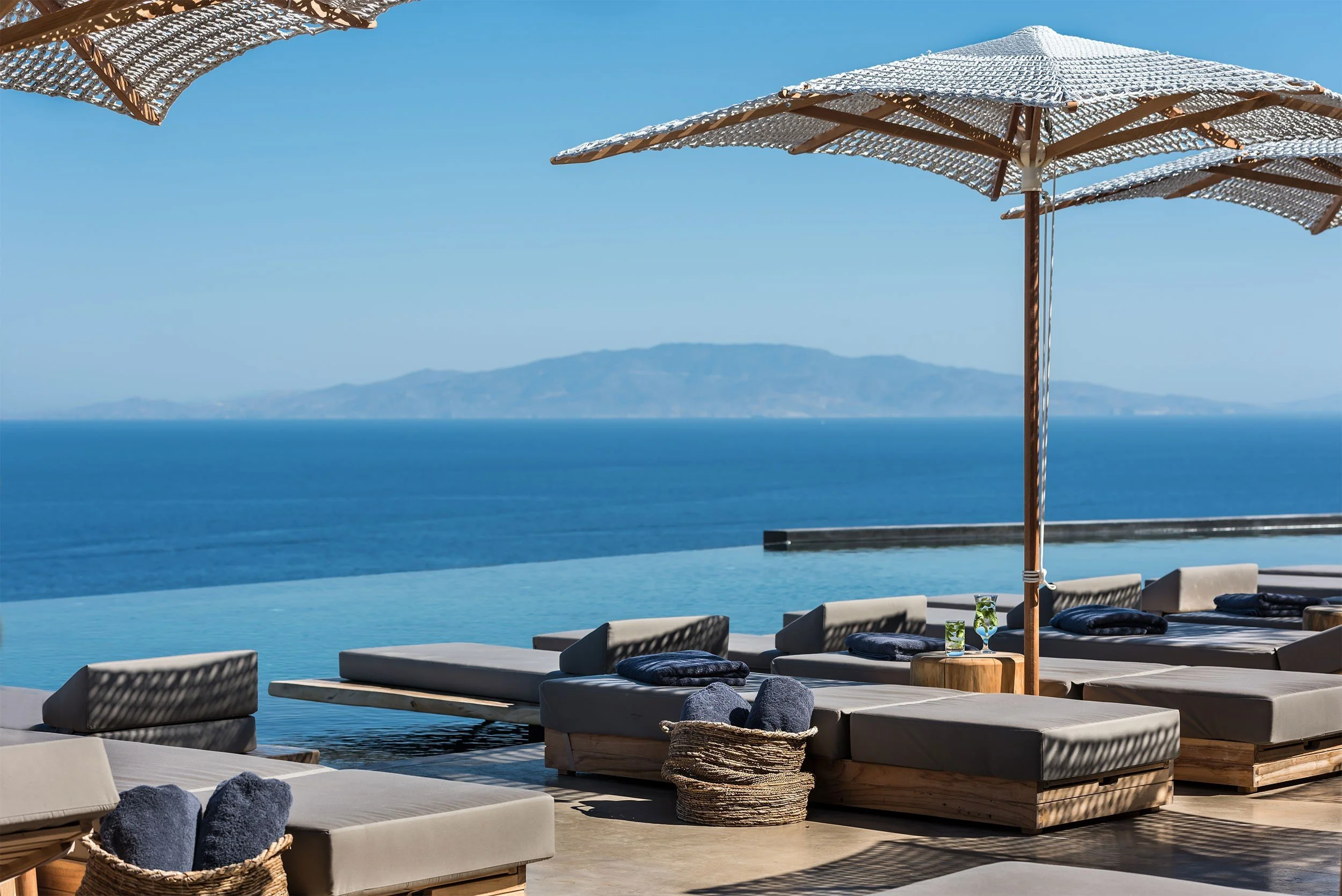The Most Beautiful Luxury Hotels in Santorini