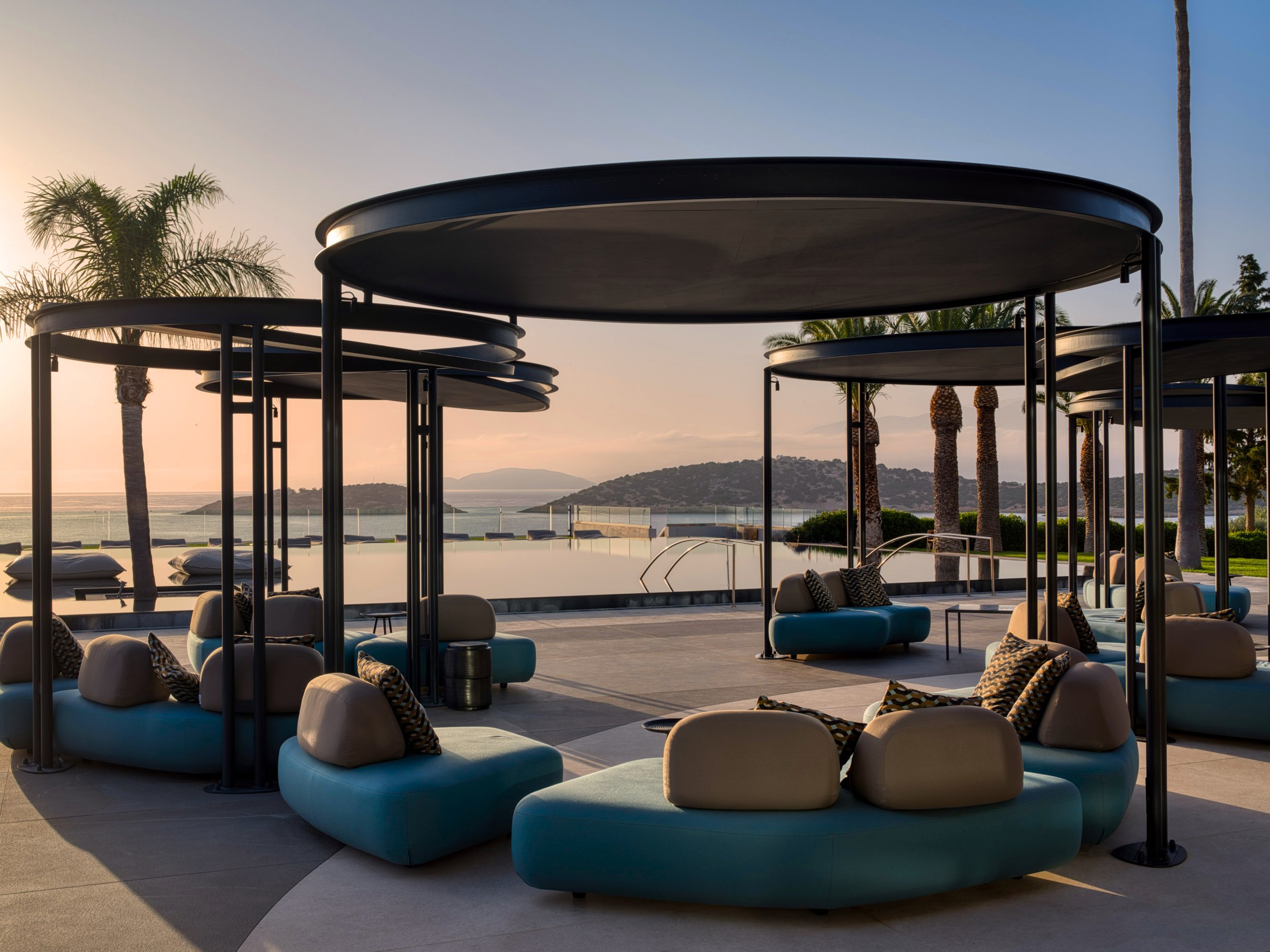 12. Minos Palace_nama pool bar_Loukianos Arnaoutakis.jpg