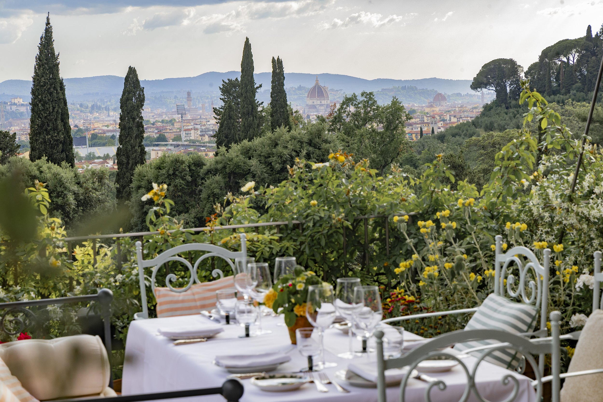 Bar and Restaurant (3).jpg