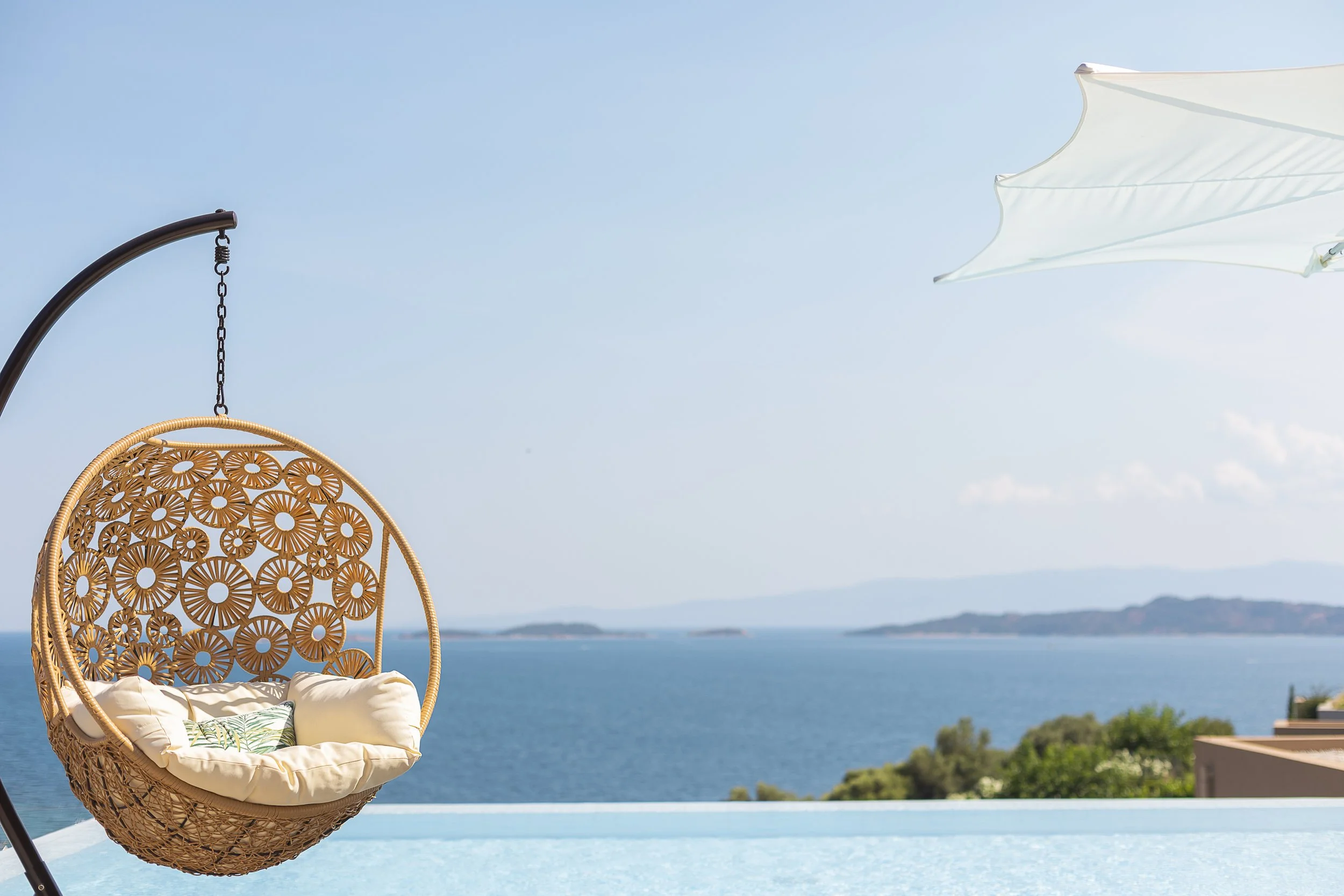 Eagles Villas Outdoor Pool.jpg