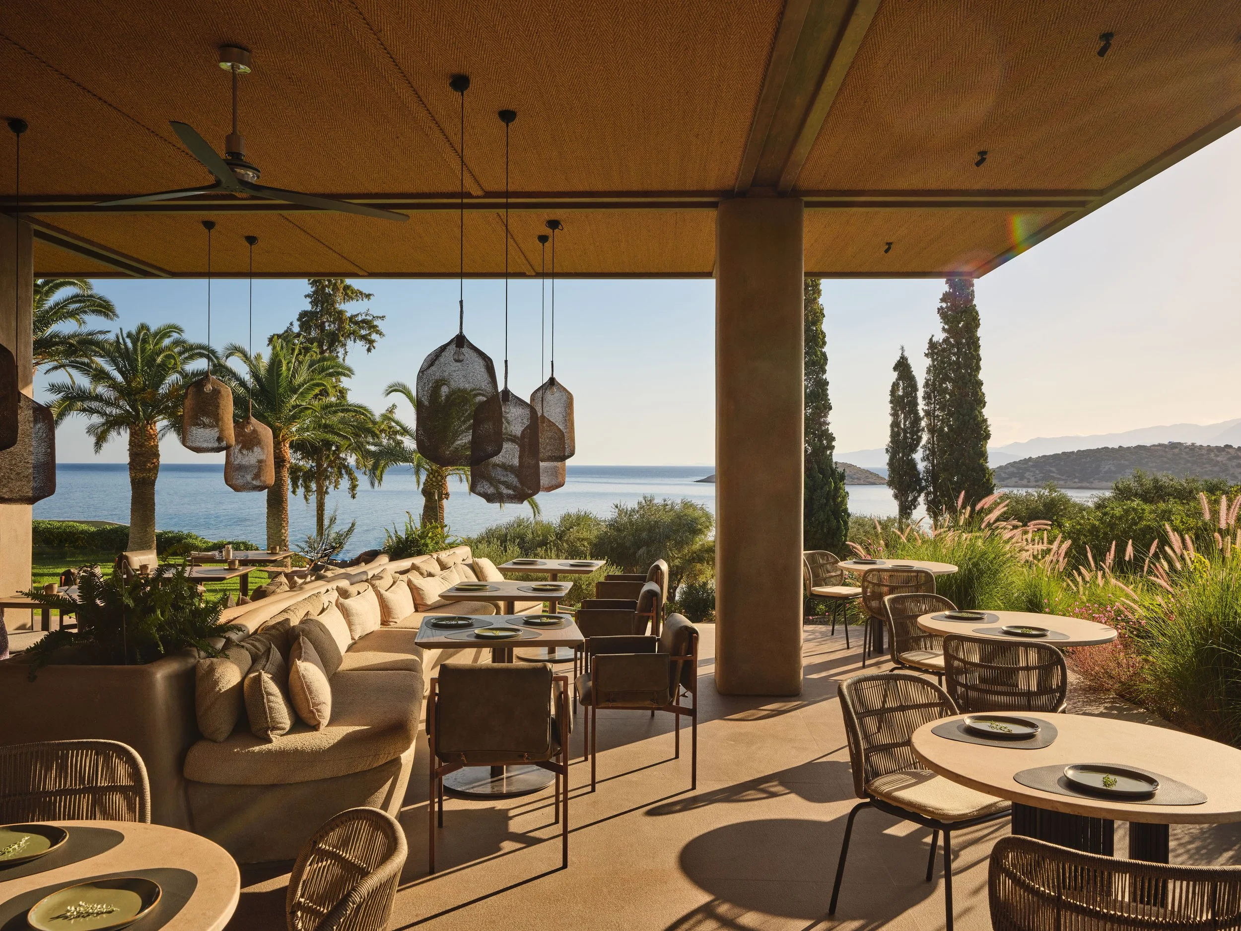 Minos Palace Hotel & Suites