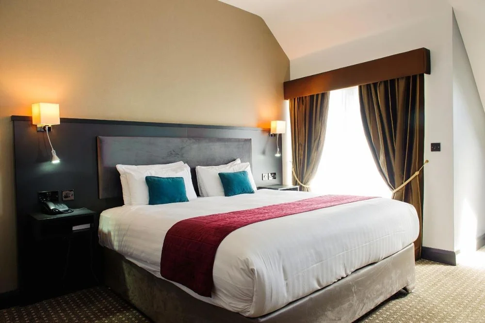 Cliffs of Moher Hotel_5.jpeg