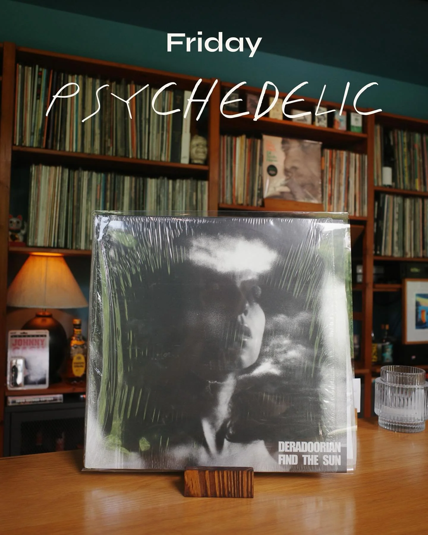 It&rsquo;s Halloween and we&rsquo;re doing nothing special, just listening to music as usual. 
Tonight it&rsquo;s Deradoorian &lsquo;Find The Sun&rsquo; and more psychedelic rock.