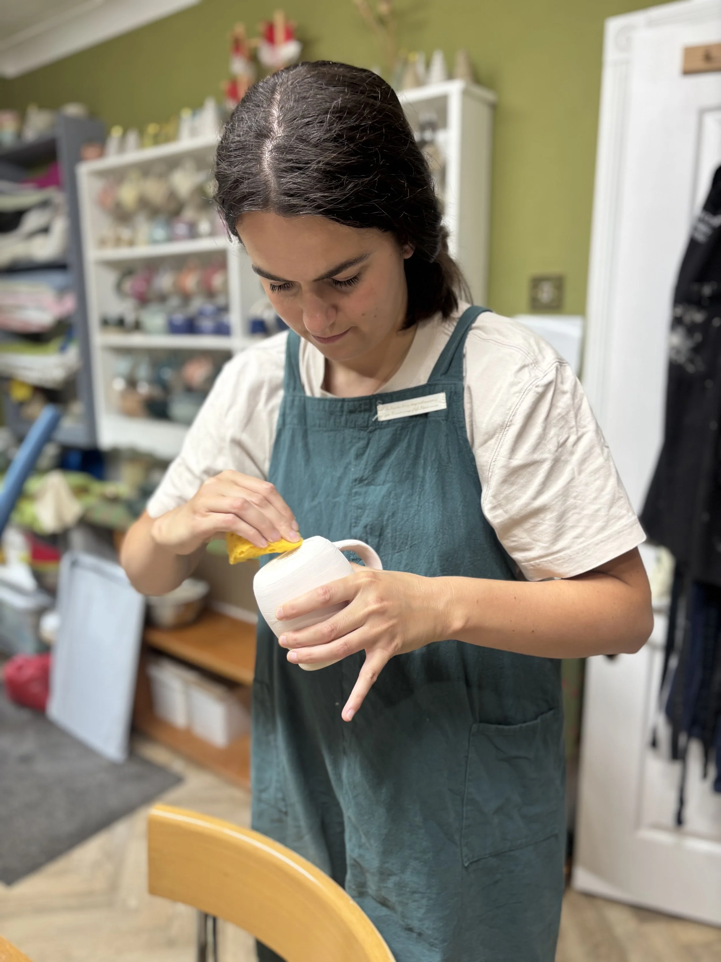   
 Lizzie has glazed her latest pieces & will be carrying straight on with her next course! 
 
