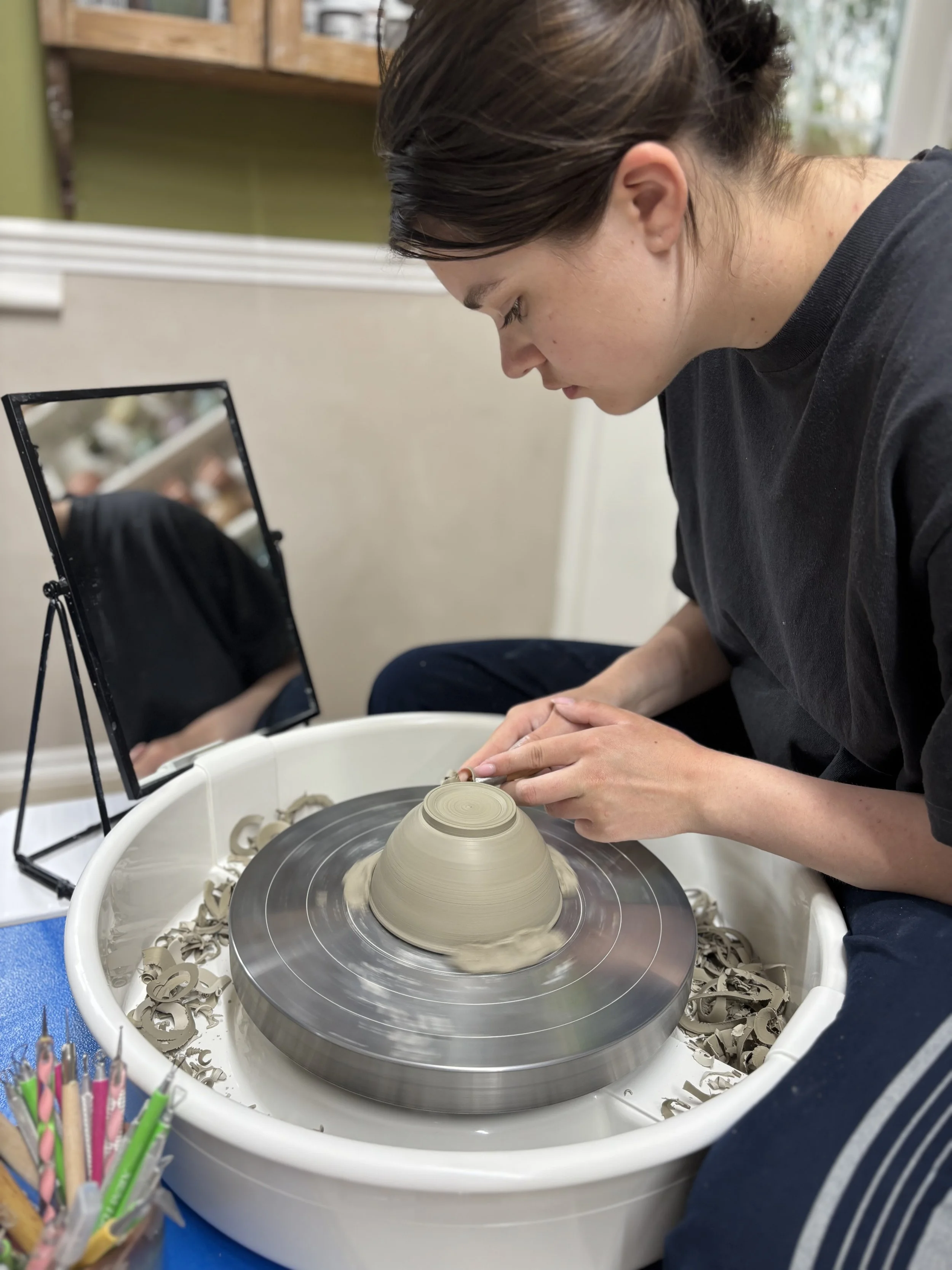   
 ... & Fleur before planning their final glazing session!  
 