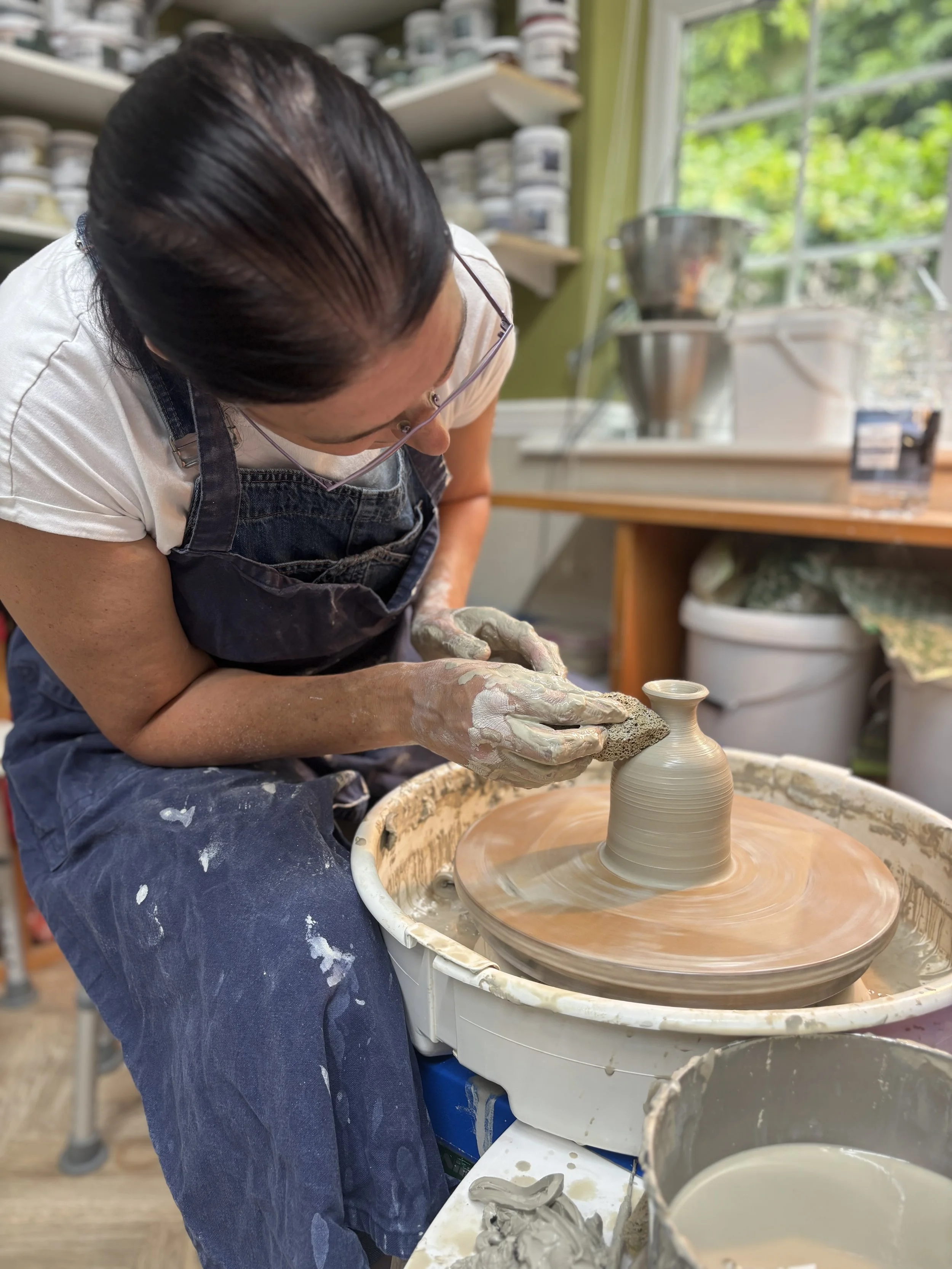 Rowena has been learning how to collar her pieces to produce vases!