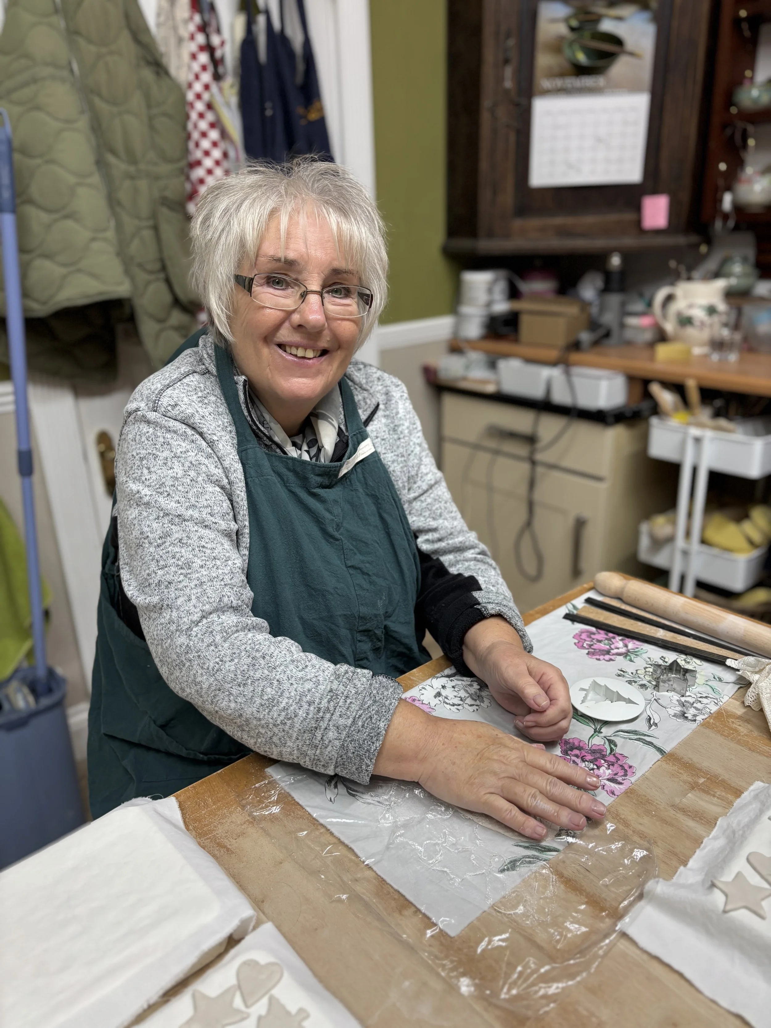   
 ... along with Mum Lesley & daughter Millie!  
 