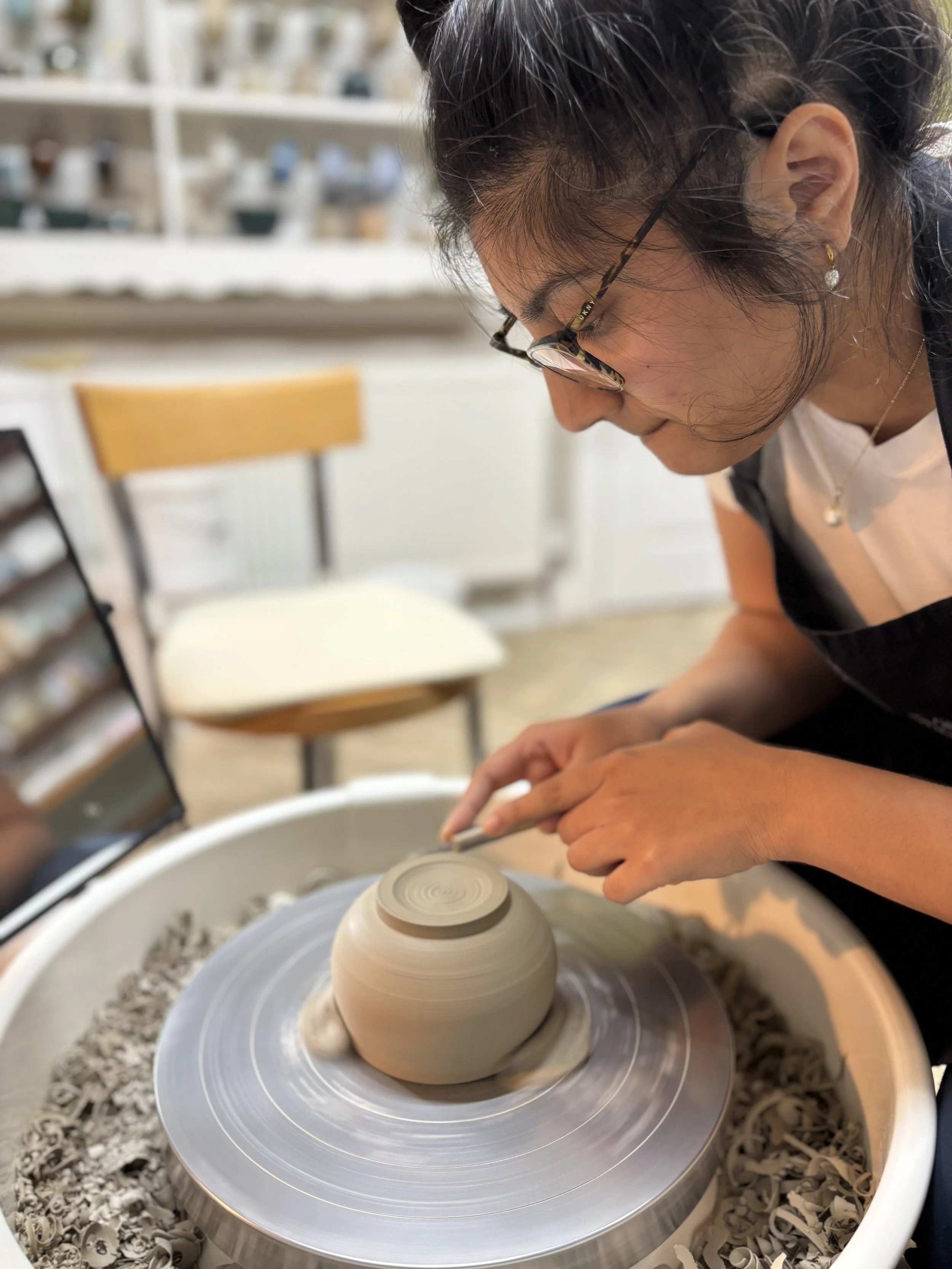   
 ...& Tanya on their 'Throw, Turn & glaze experience'! 
 