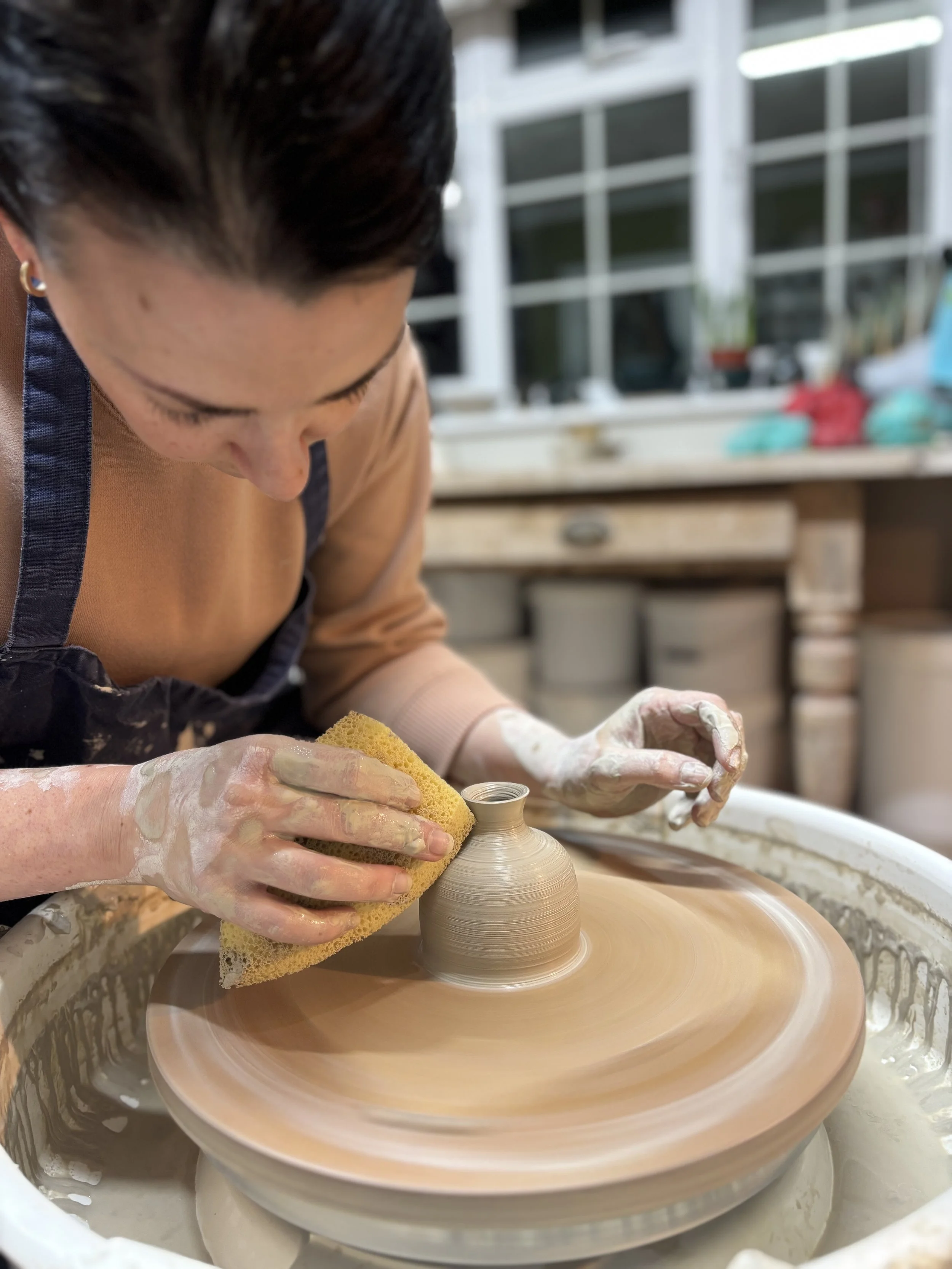   
 Another throwing session for Jess in her 5 week course- trying out different forms! h4 
 