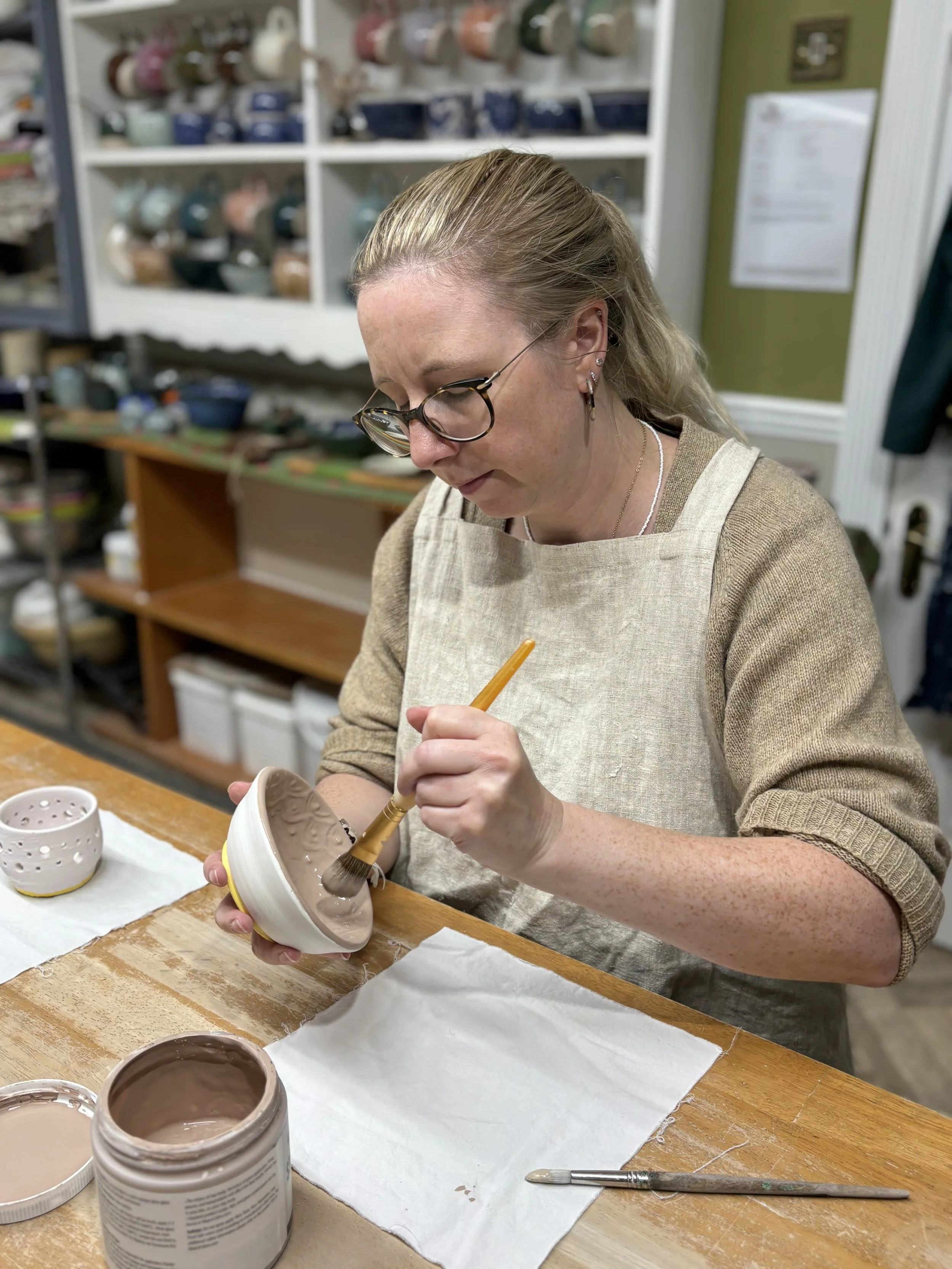  
 A super evening of glazing at the end of Clare's 5 week course!  
 