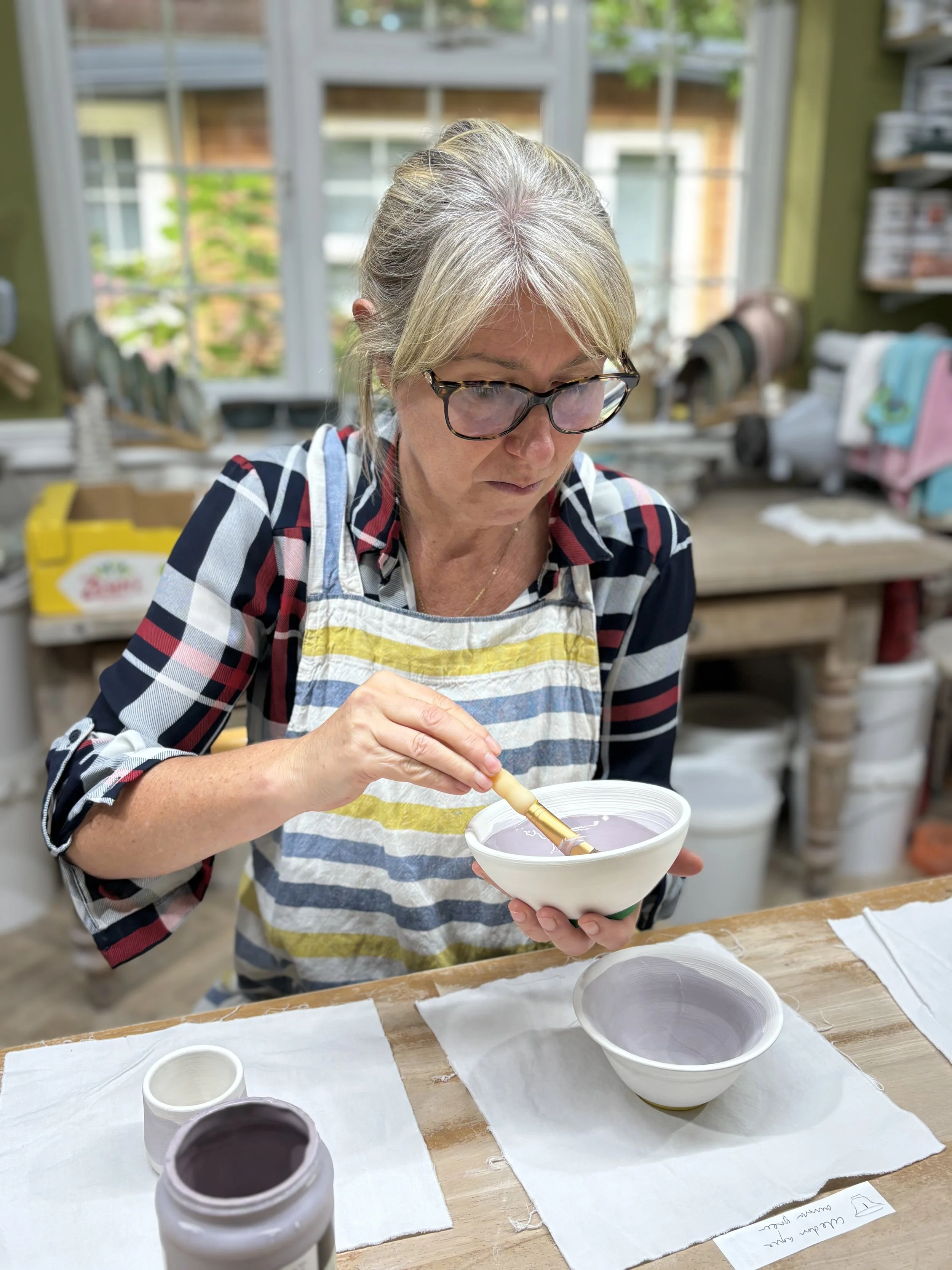   
 Lovely morning of glazing for Rachel at the end of her 5 week course! 
 