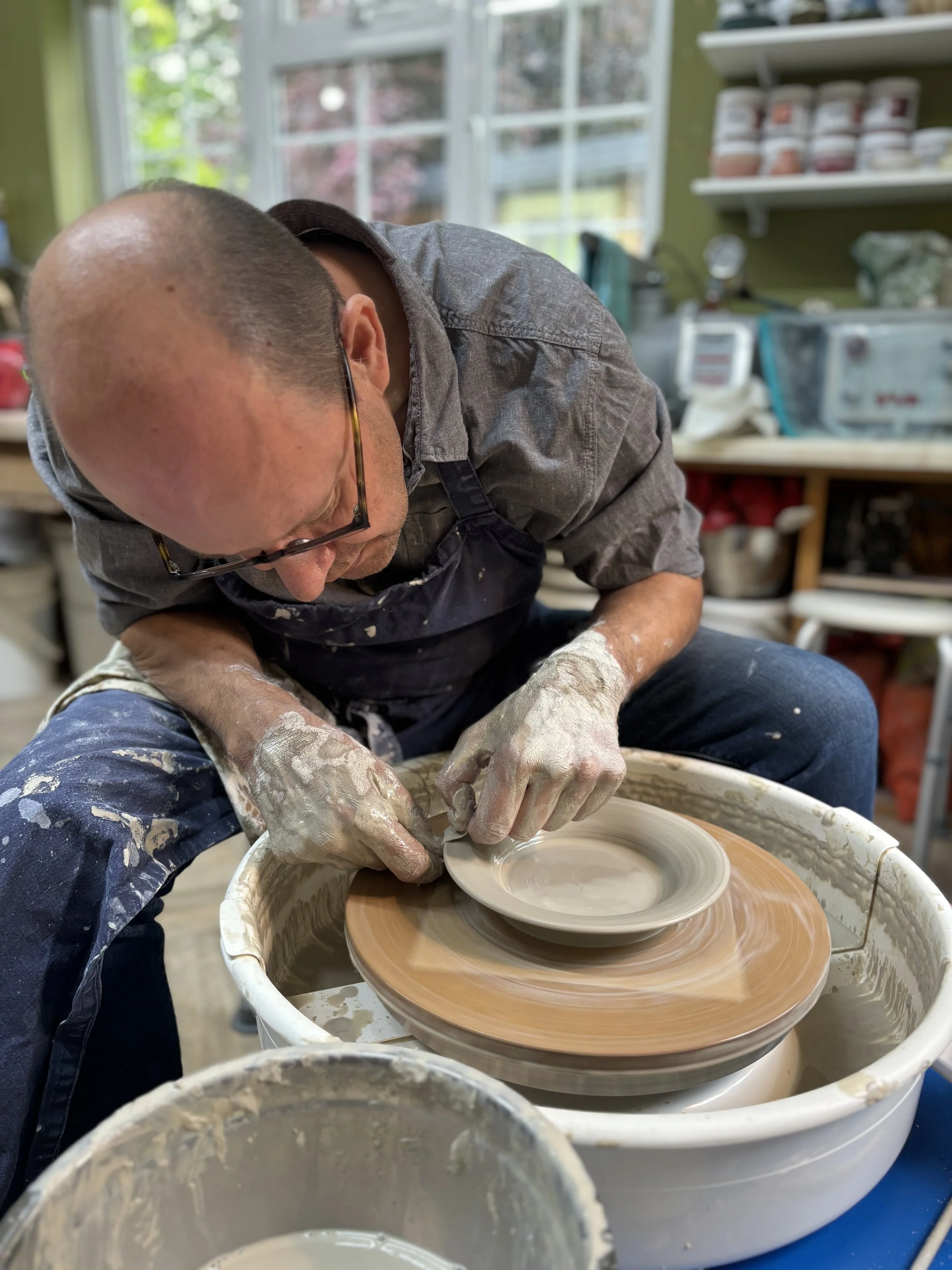   
 Steve has returned for another 5 week course & is working on plates! 
 