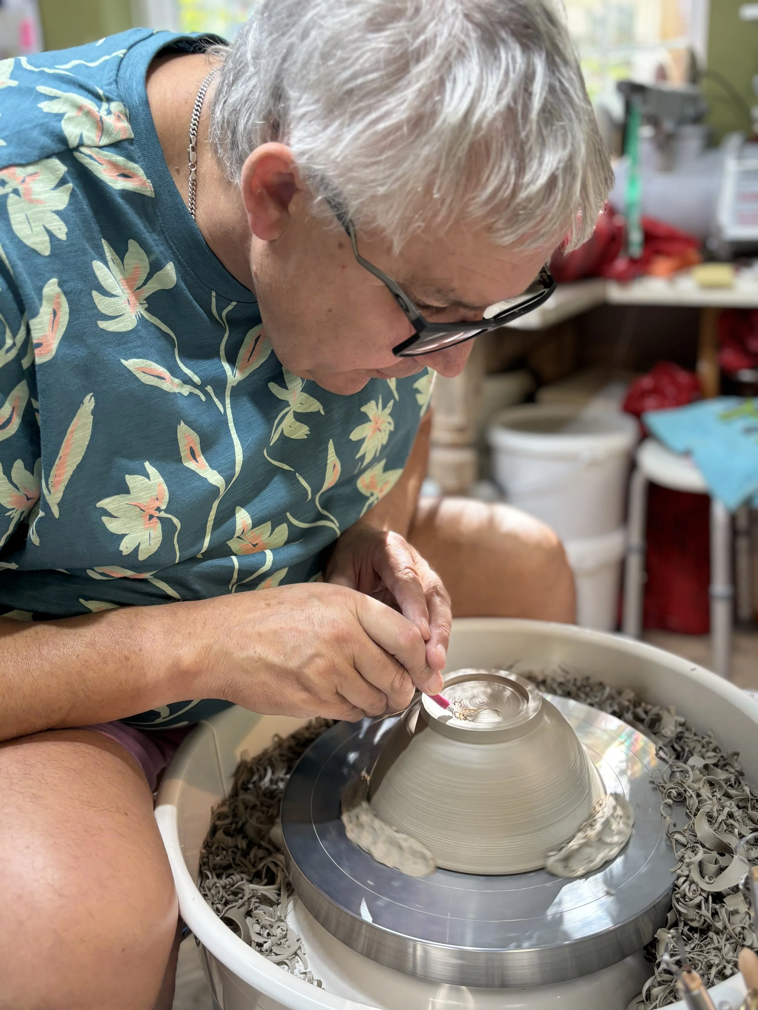   
 Cecil has been trimming his pieces as part of his 'Throw, Turn & Glaze experience!' 
 