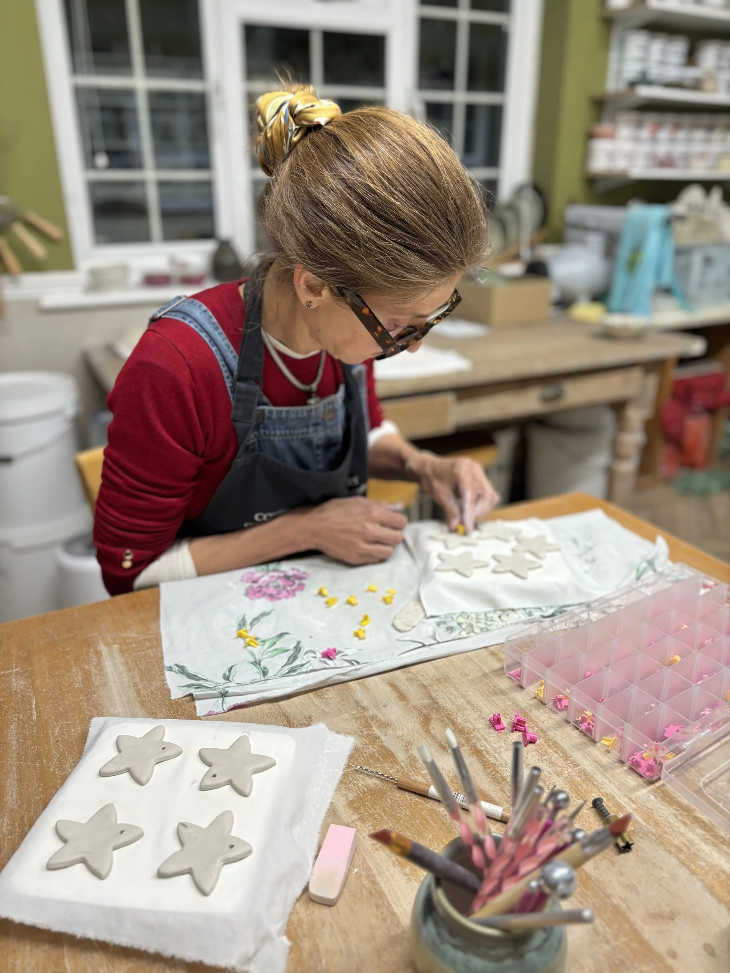   
 Lovely afternoon spent with Jackie who has made porcelain stars for all her family!  
 