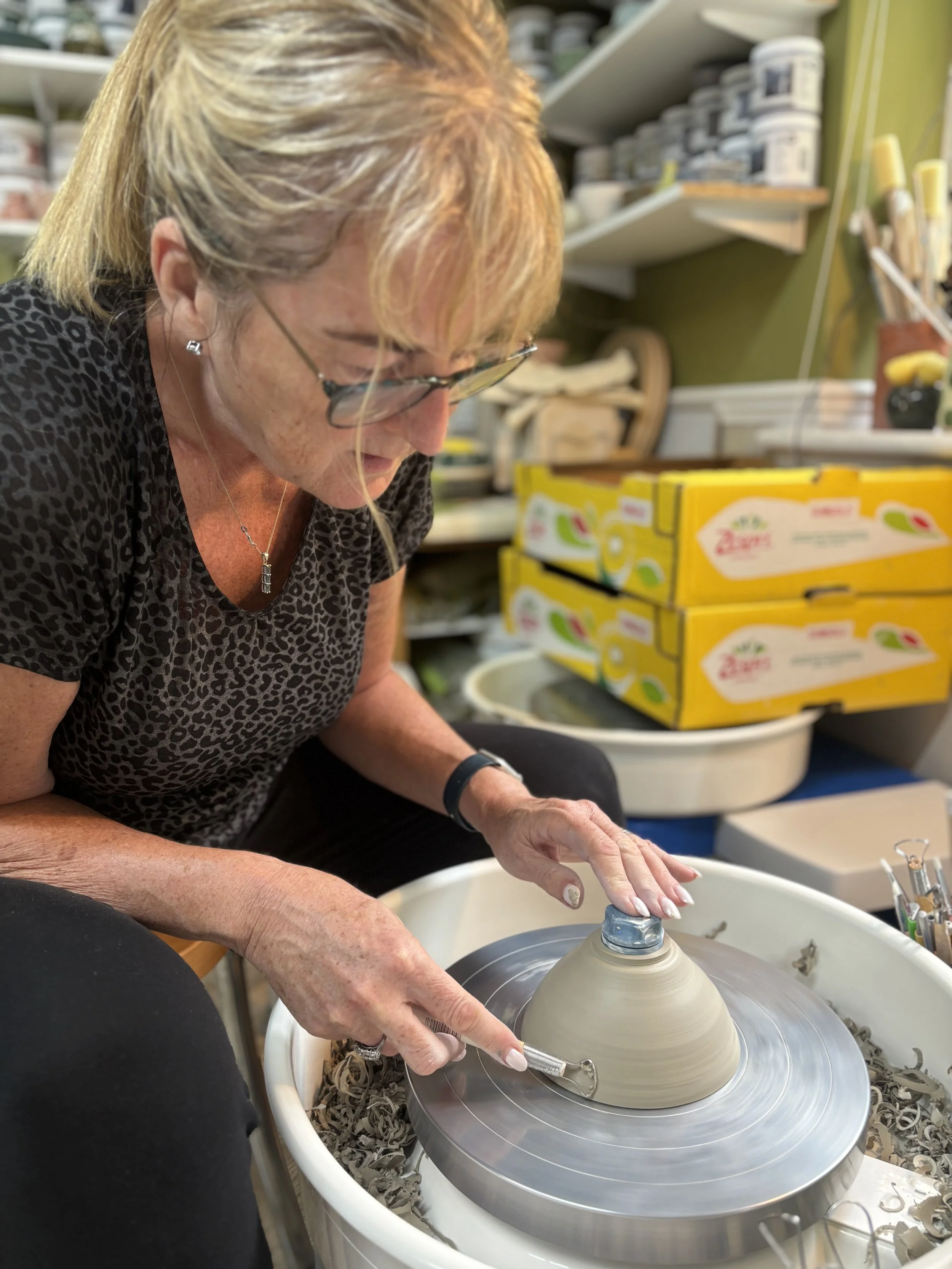   
 Jo has been trimming her latest pieces & choosing her glazing for her final session!  
 