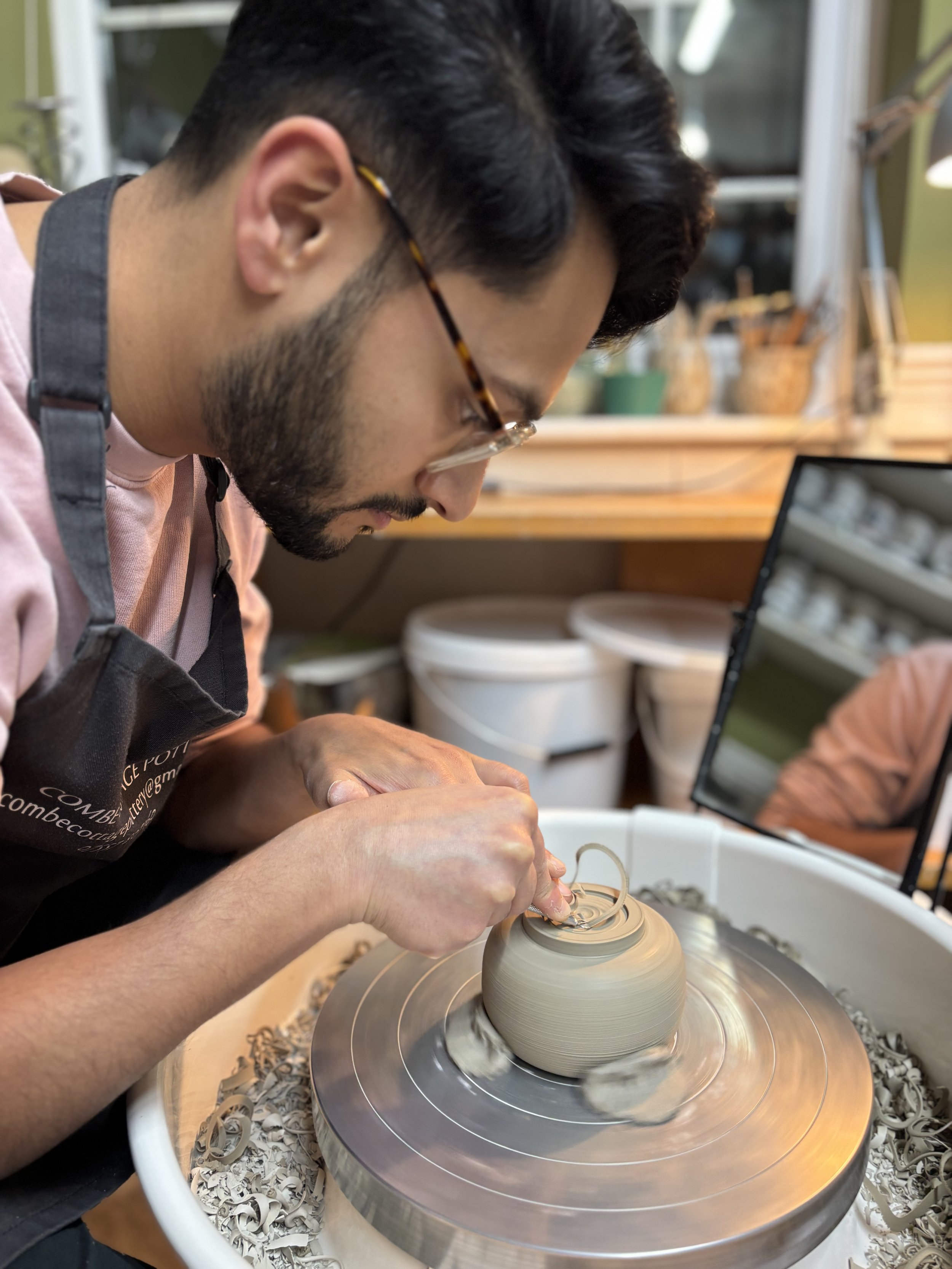   
 Lovely evening of trimming for Maneet... 
 