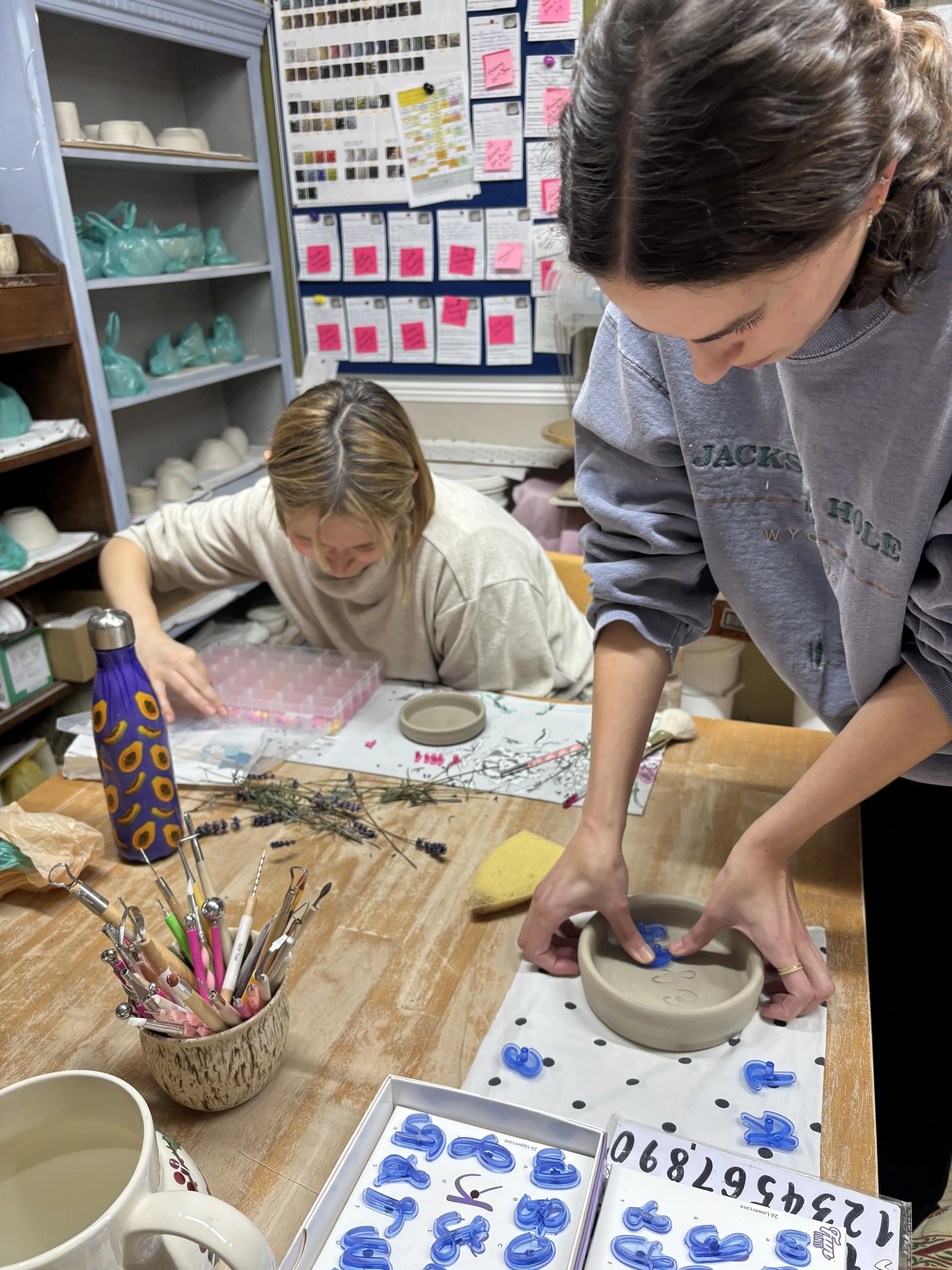   
  Sophie & Georgie have been adding names to some of their pieces ... 
 