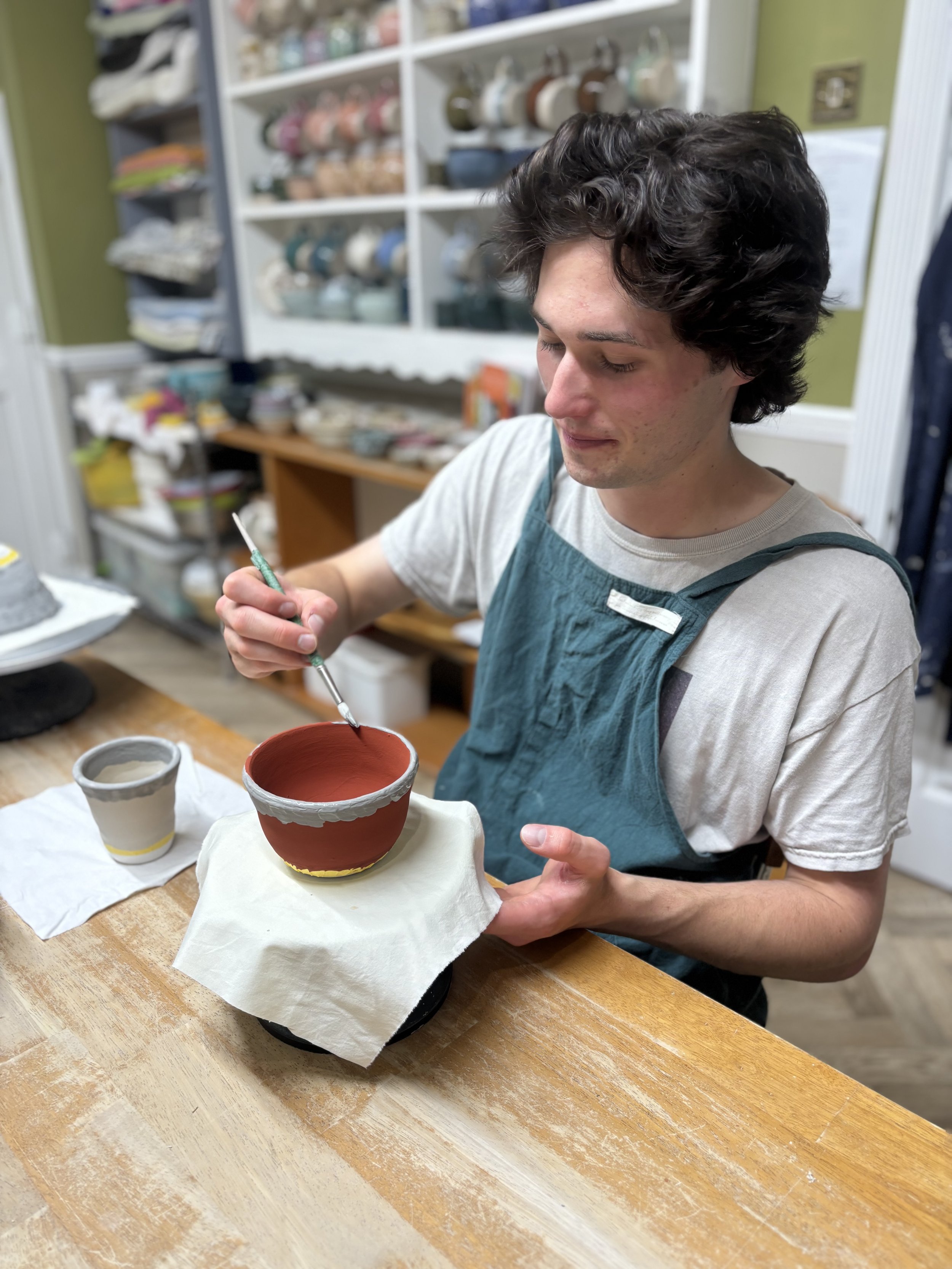   
 ... & Rob who have returned to glaze their super pieces! 
 