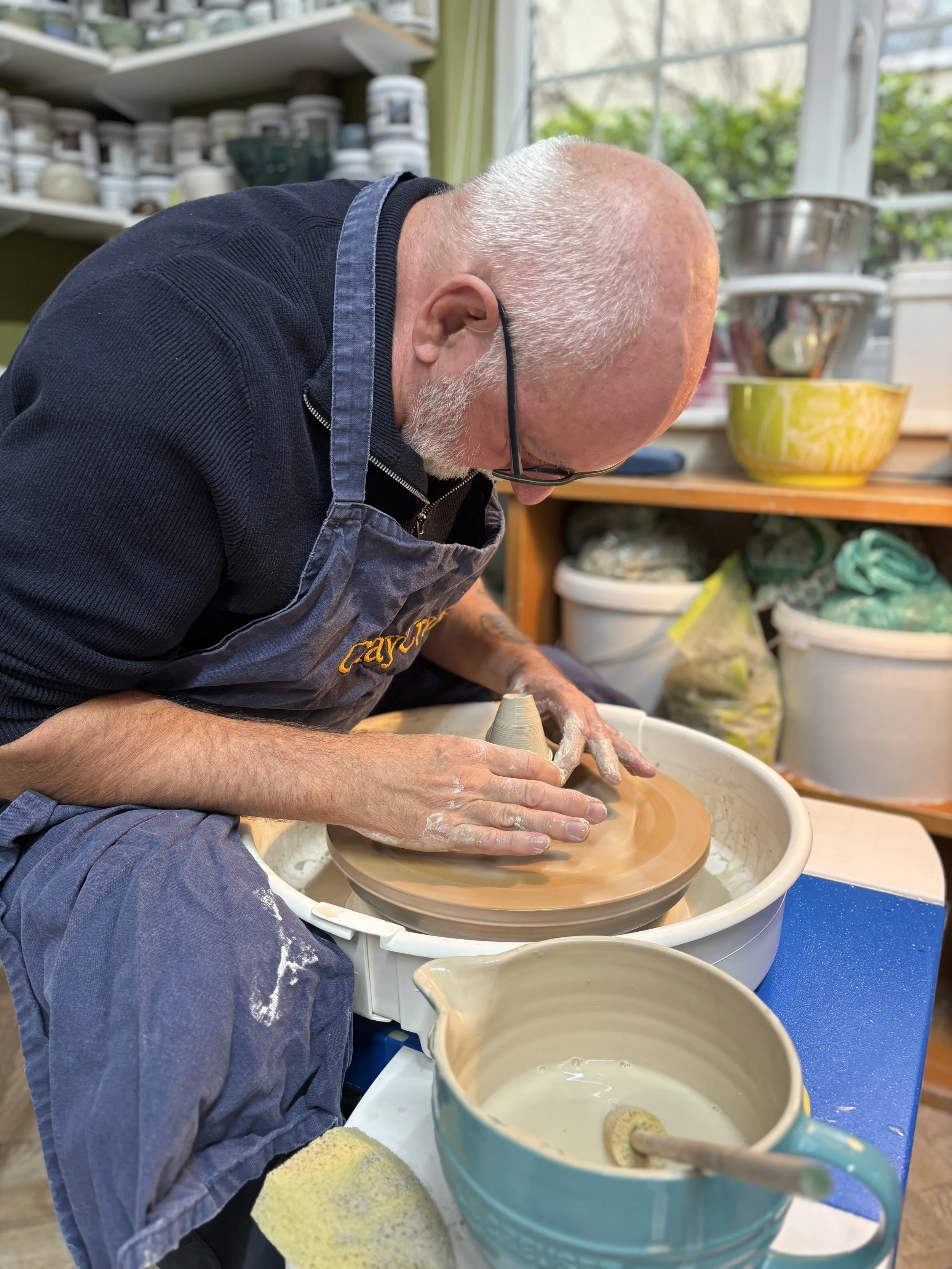   
 Dave has been throwing more Christmas trees ... 
 