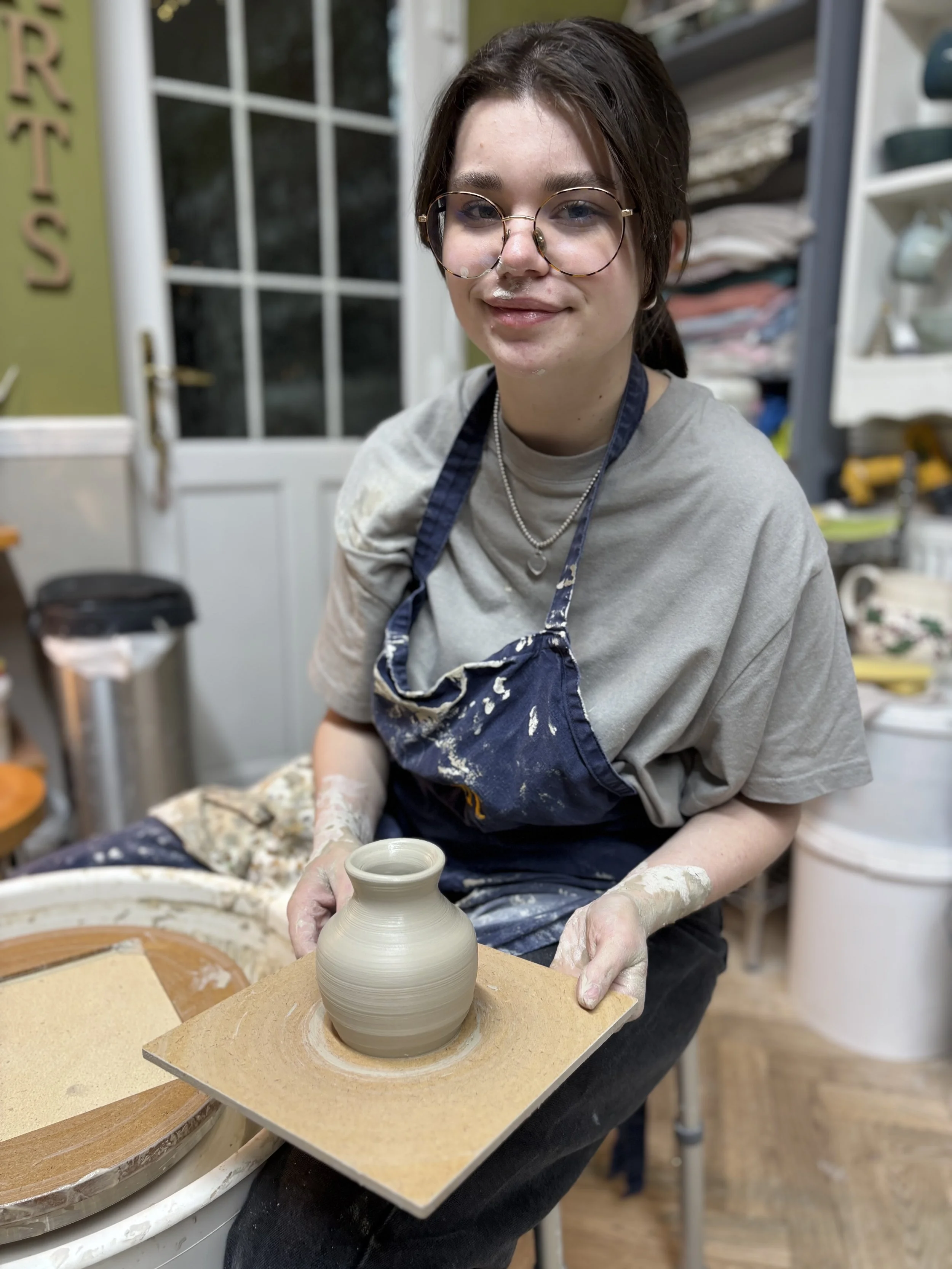   
 Fleur & her Mum Emma have been throwing different forms on their 5 week course!  
 