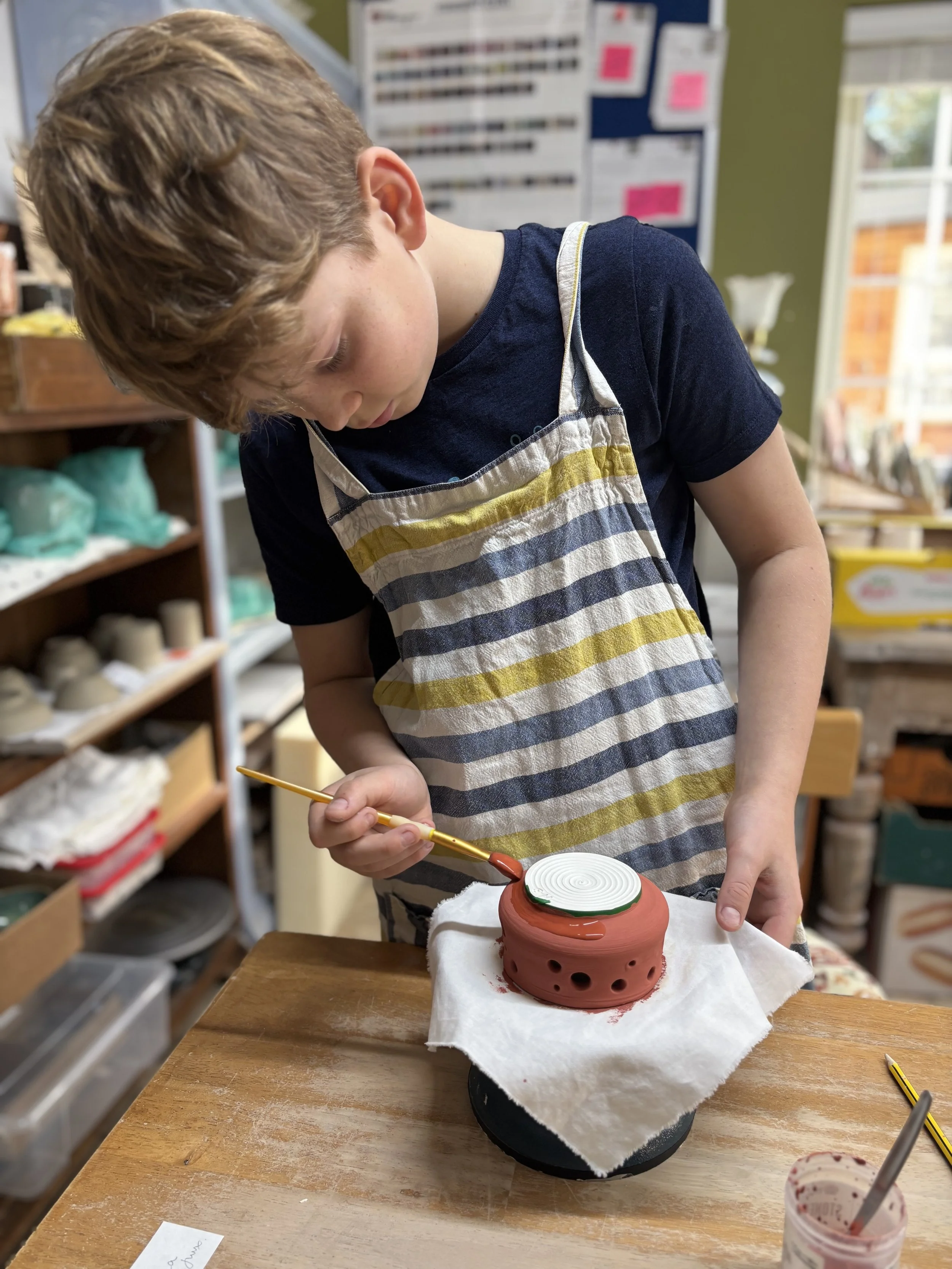   
 Wilfred has been glazing his pieces at the end of his latest 'Throw, Turn & Glaze Experience'!  
 