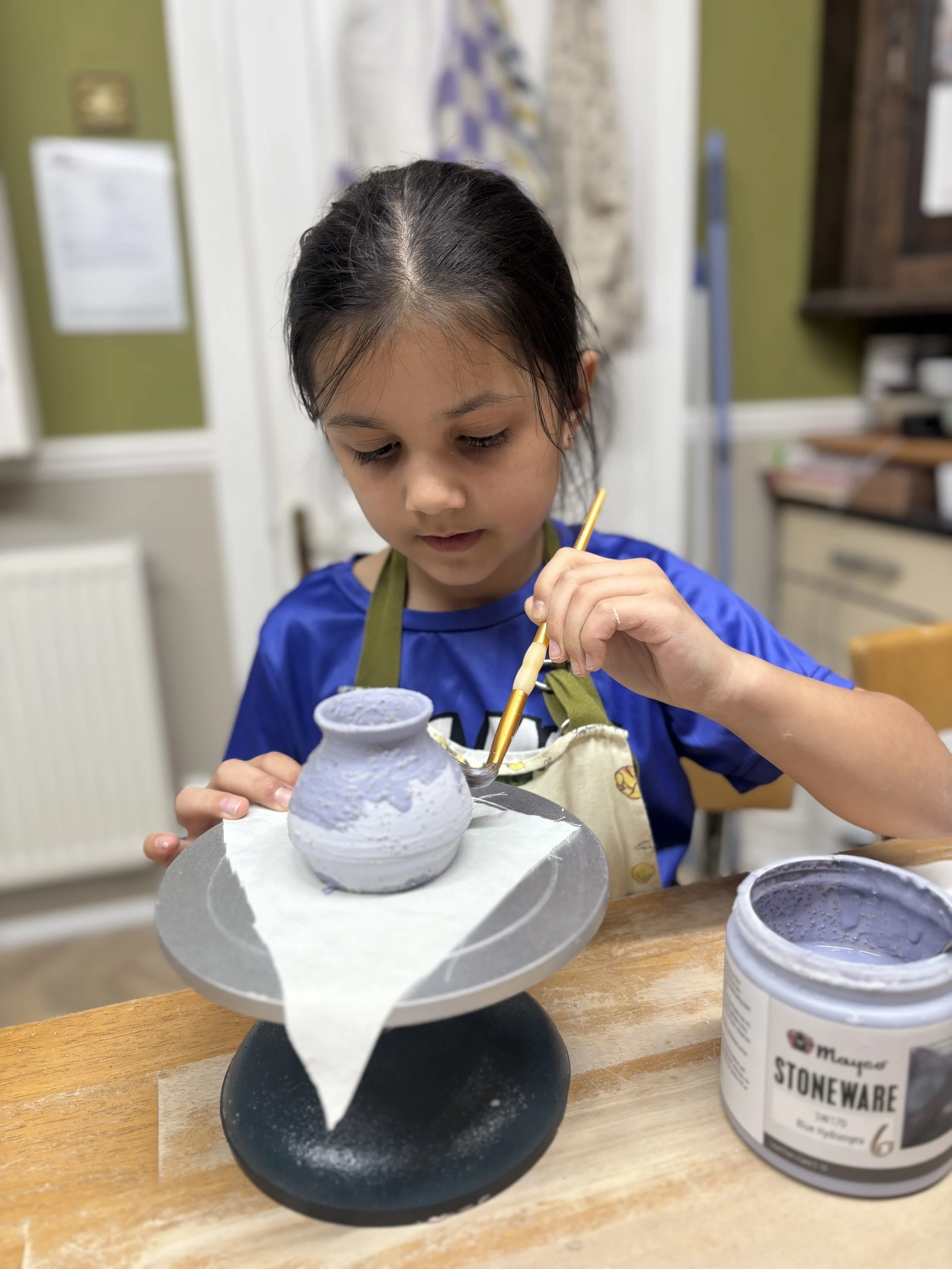   
 Ava has finished glazing the rest of her pieces at the end of her 5 week course!  
 