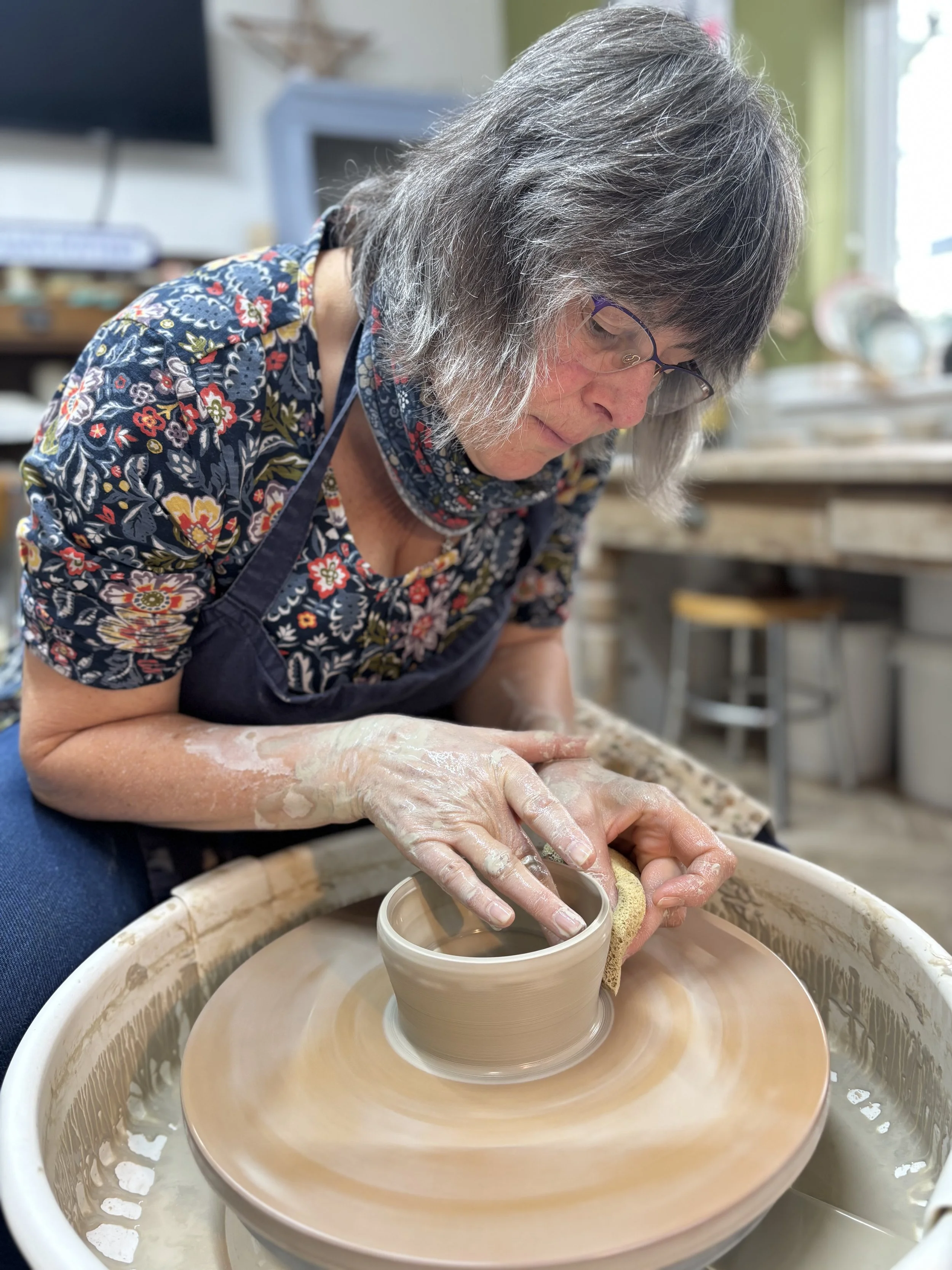   
 ...joined by her mum Aileen for a 'Throwing Experience'! 
 