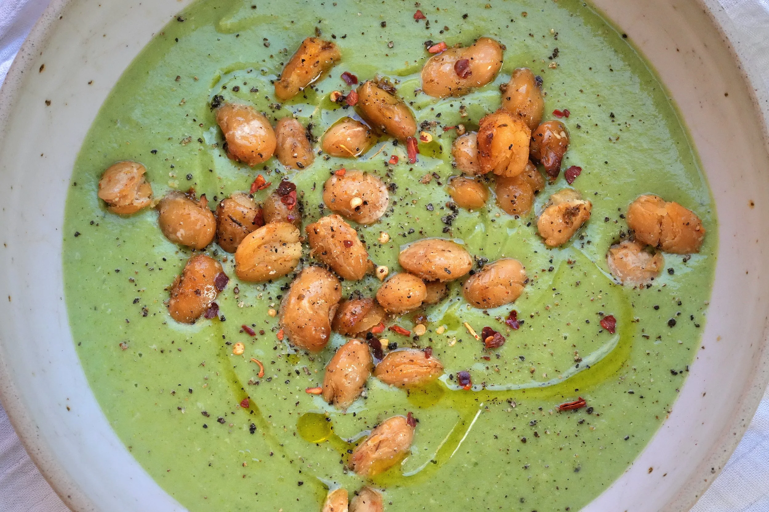 Herby Green Soup with Butter Bean Croutons (vegan, high-protein)