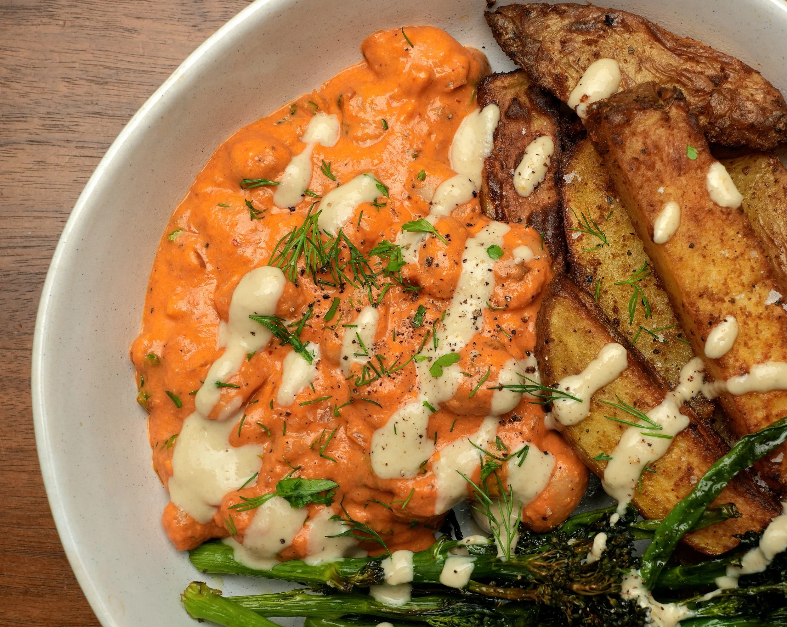 Creamy Harissa &amp; Roasted Red Pepper Butter Beans (High-Protein, Vegan, Batch Cook)