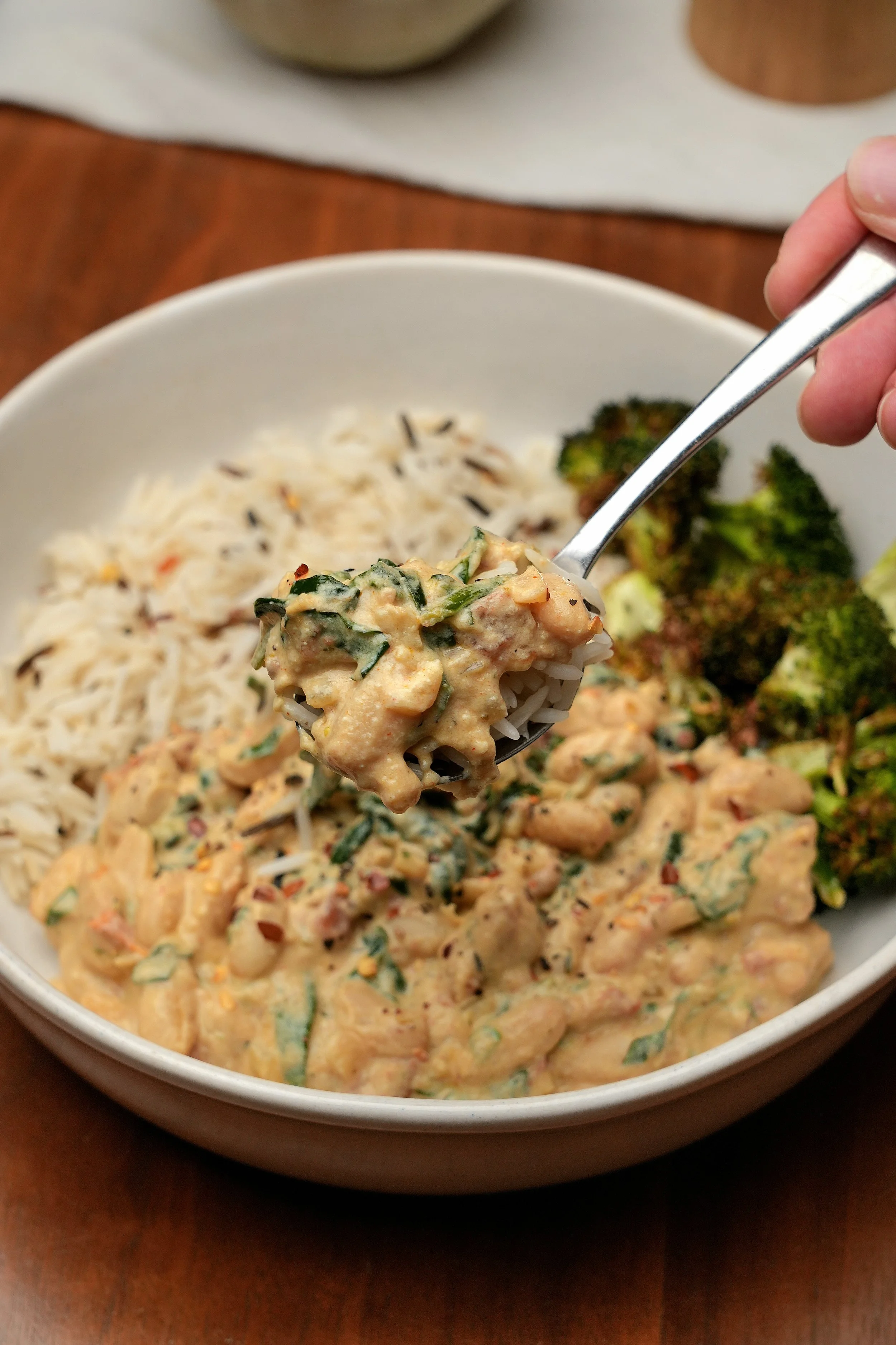 high protein meal prep creamy batch cook sundried tomato spinach and basil cannellini beans vegan gluten free image