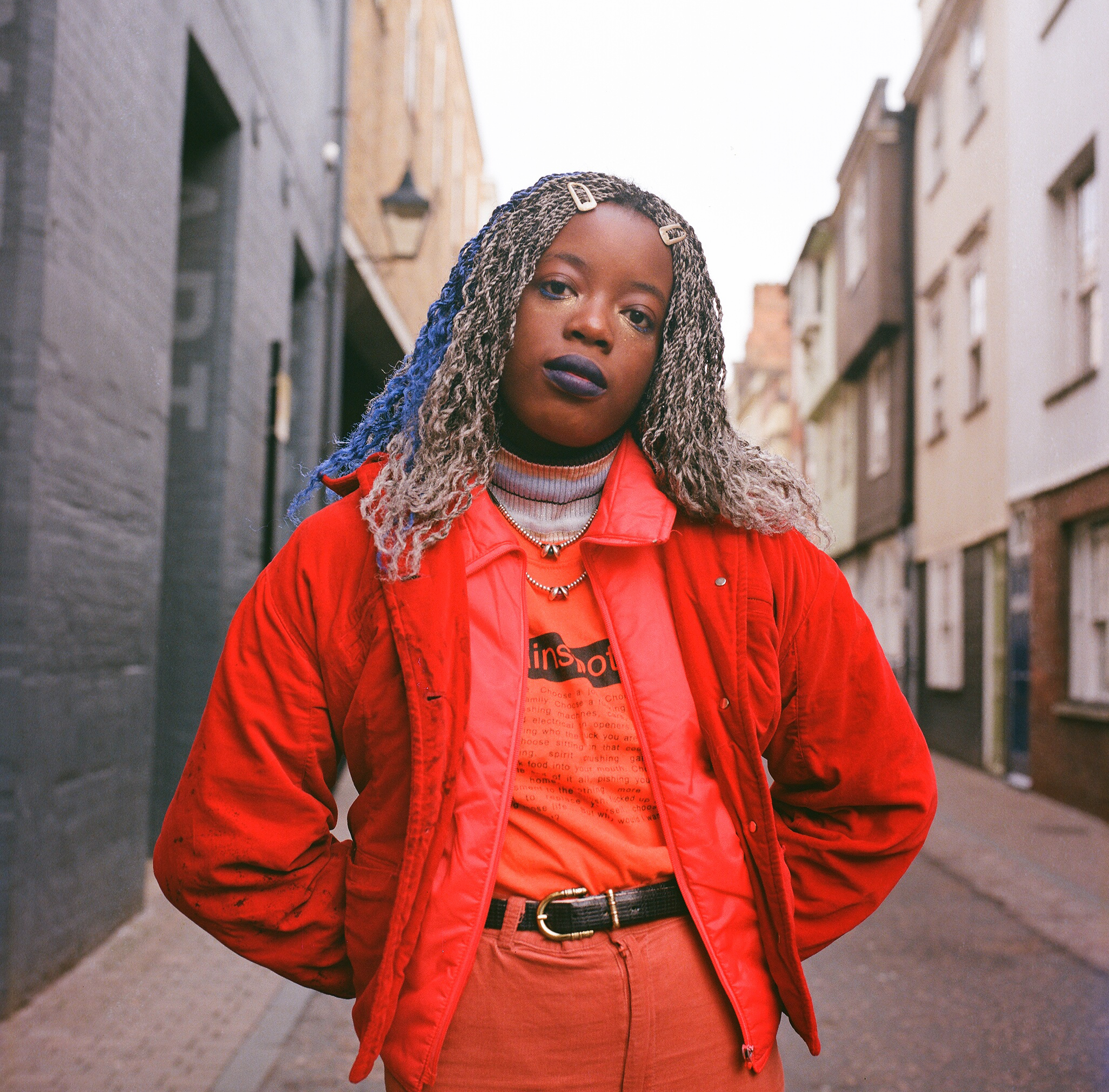  G.  [Chromogenic print on paper; 120 film photography] 