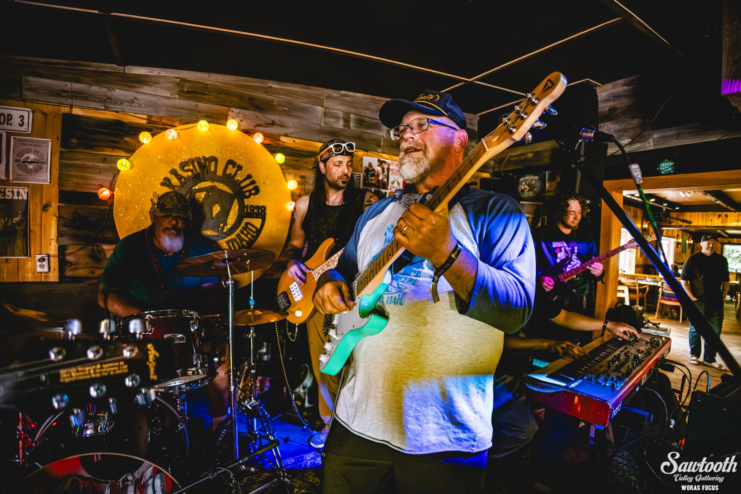 CHRIS CULLINAN'S SAWTOOTH FAMILY BAND