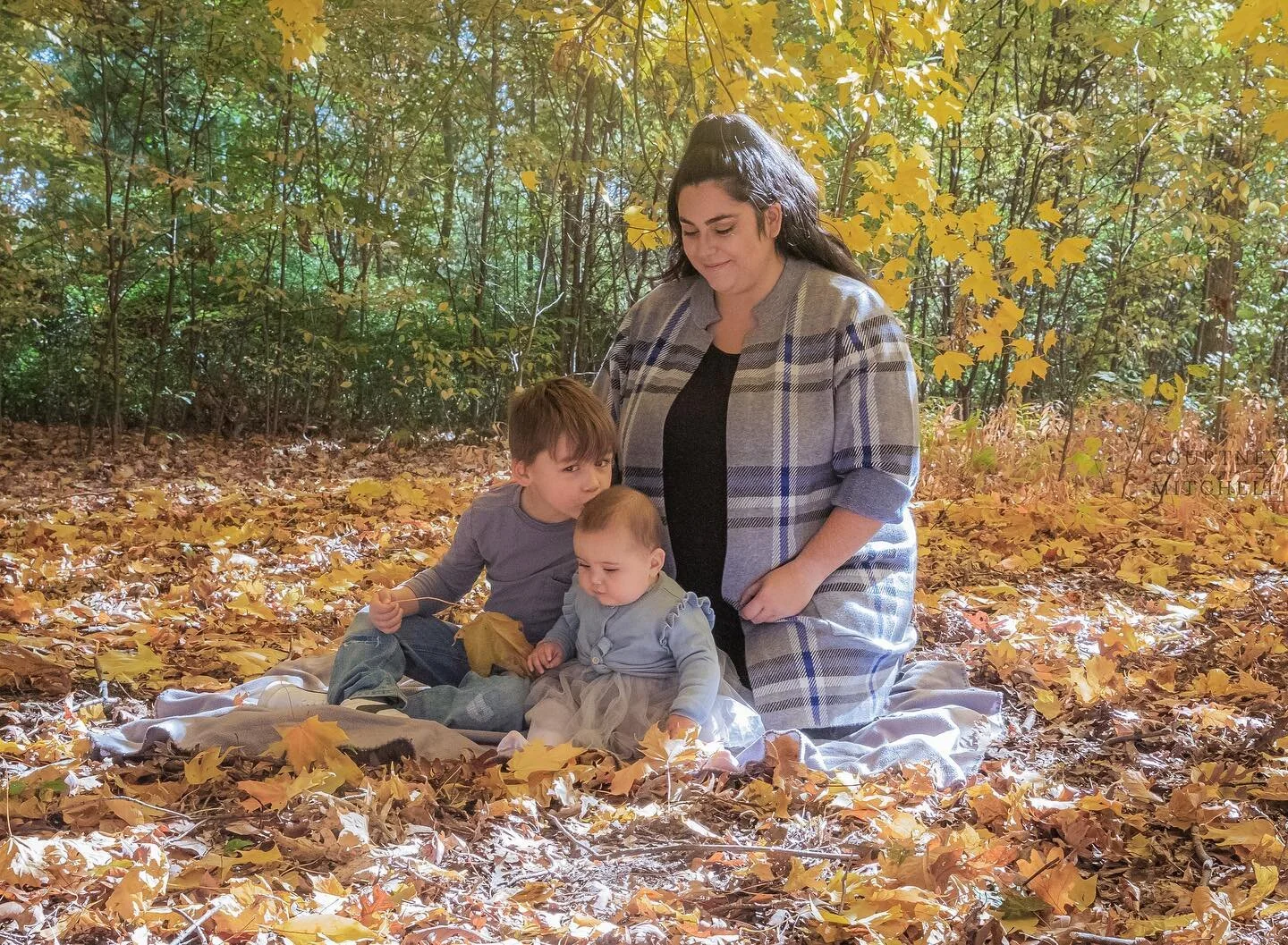 A little bit of laughter, a whole lot of love and leaves 🍂