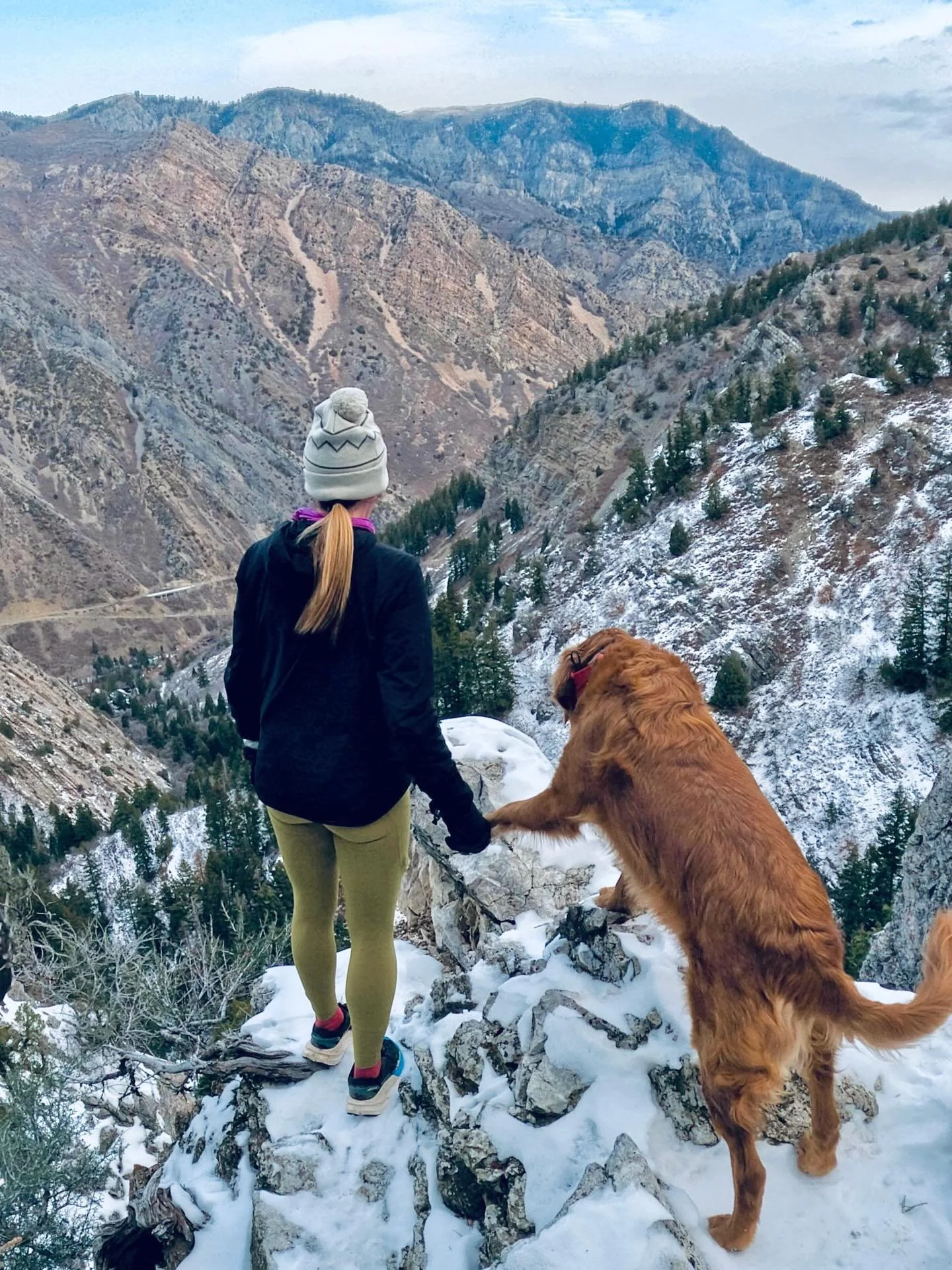 A little paws before the weekend. 😉😍

Funny, I did my first actual speed workout in years about two weeks ago and did something terrible to my TFL. Ugh. I&rsquo;m glad I can laugh about it now. Most of the discomfort, pain or soreness is gone. Whew