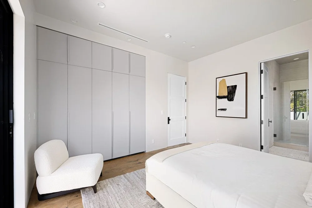 ducted-heat-pump-in-bedroom.jpg