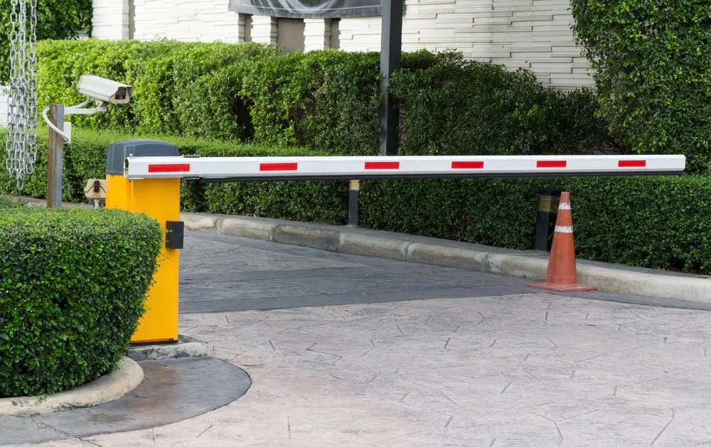 barrier arm in access way