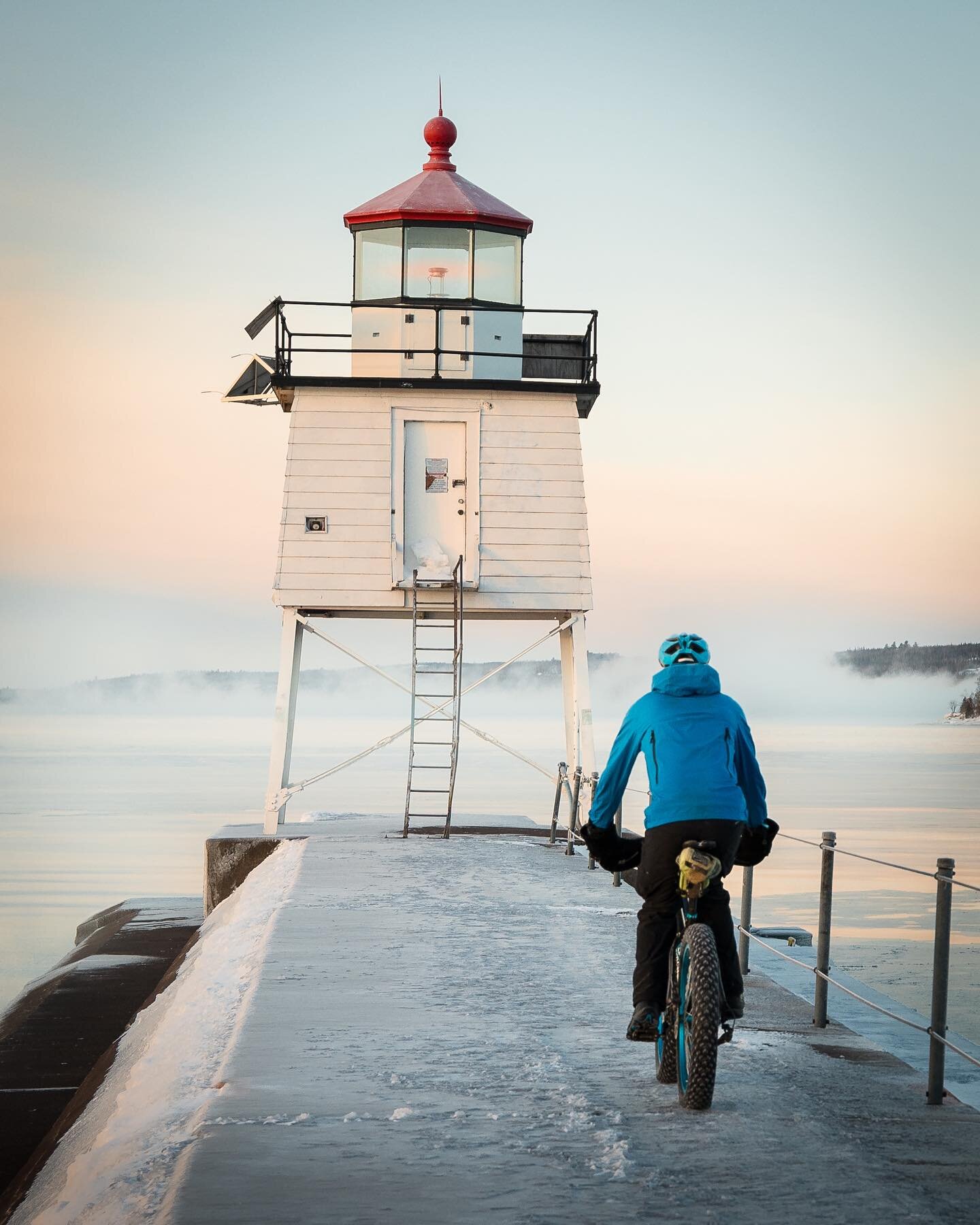 In search of MN northerners livin a adventurous life in the cold north, if you know someone send them my way, would love to connect. check out @escapewme biking in the bitter -20 degrees on this cold Jan morning earlier this year. 

#capturemn #captu