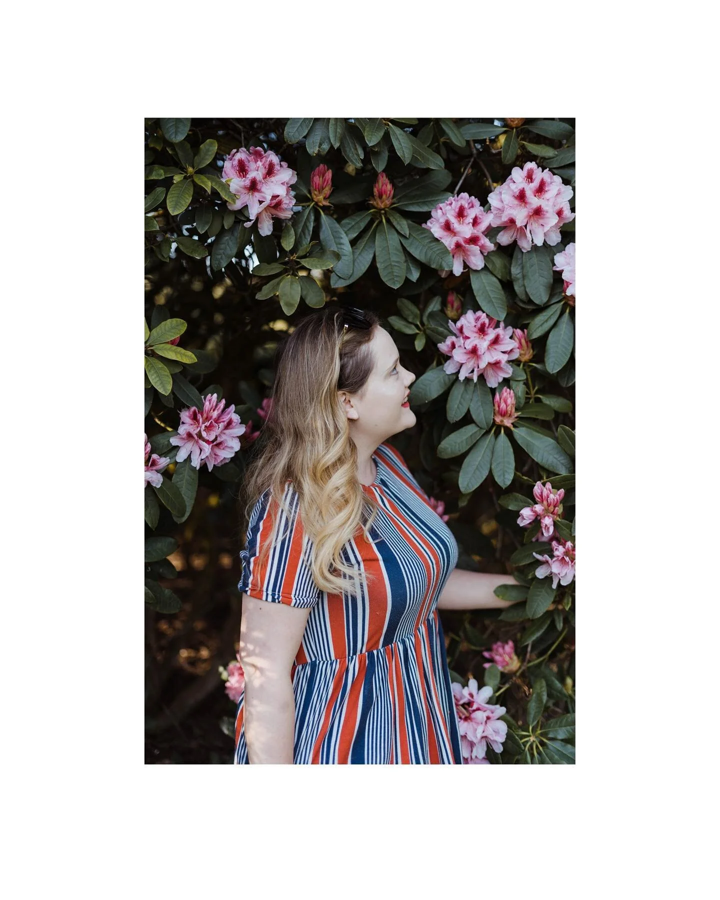 It feels like spring is returning! 
I can&rsquo;t wait for some more pre wedding shoots this spring in the beautiful gardens of @elvastonestate 

🌸

##eastmidlandswedding #eastmidlandsengagement #eastmidlandsproposal #eastmidlandsphotographer #eastm
