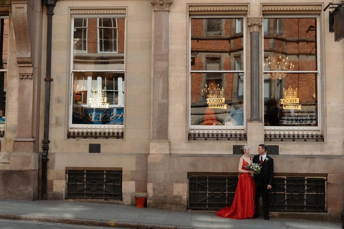 Latest gallery is now live 📸
Such a beautiful city centre wedding at @the_cosyclub in Nottingham 💕

#Eastmidlandswedding #eastmidlandsengagement #eastmidlandsproposal #eastmidlandsphotographer #eastmidlandsweddingphotographer #junebugweddings #phot