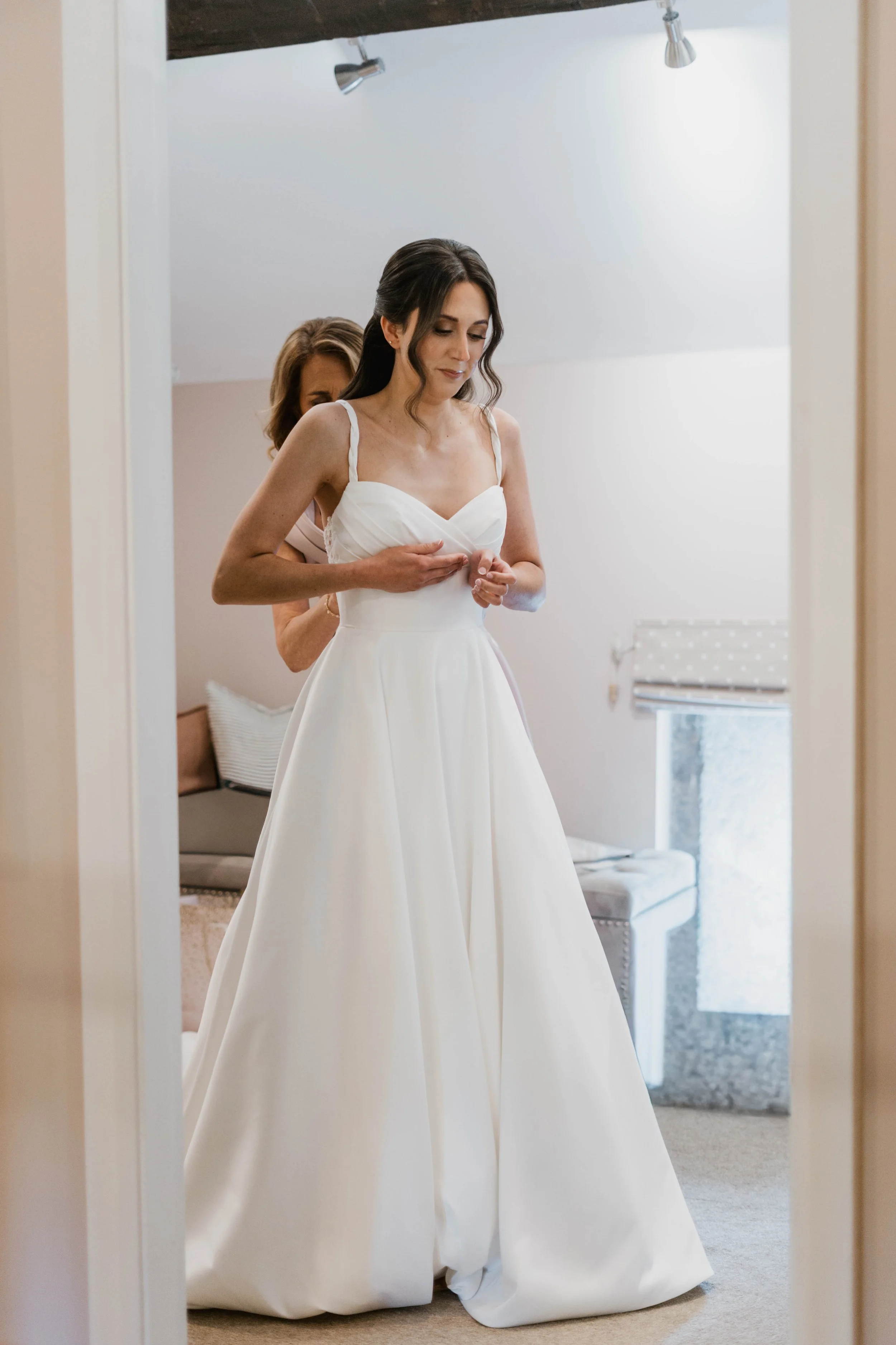 AMBridalPrep-107.jpg