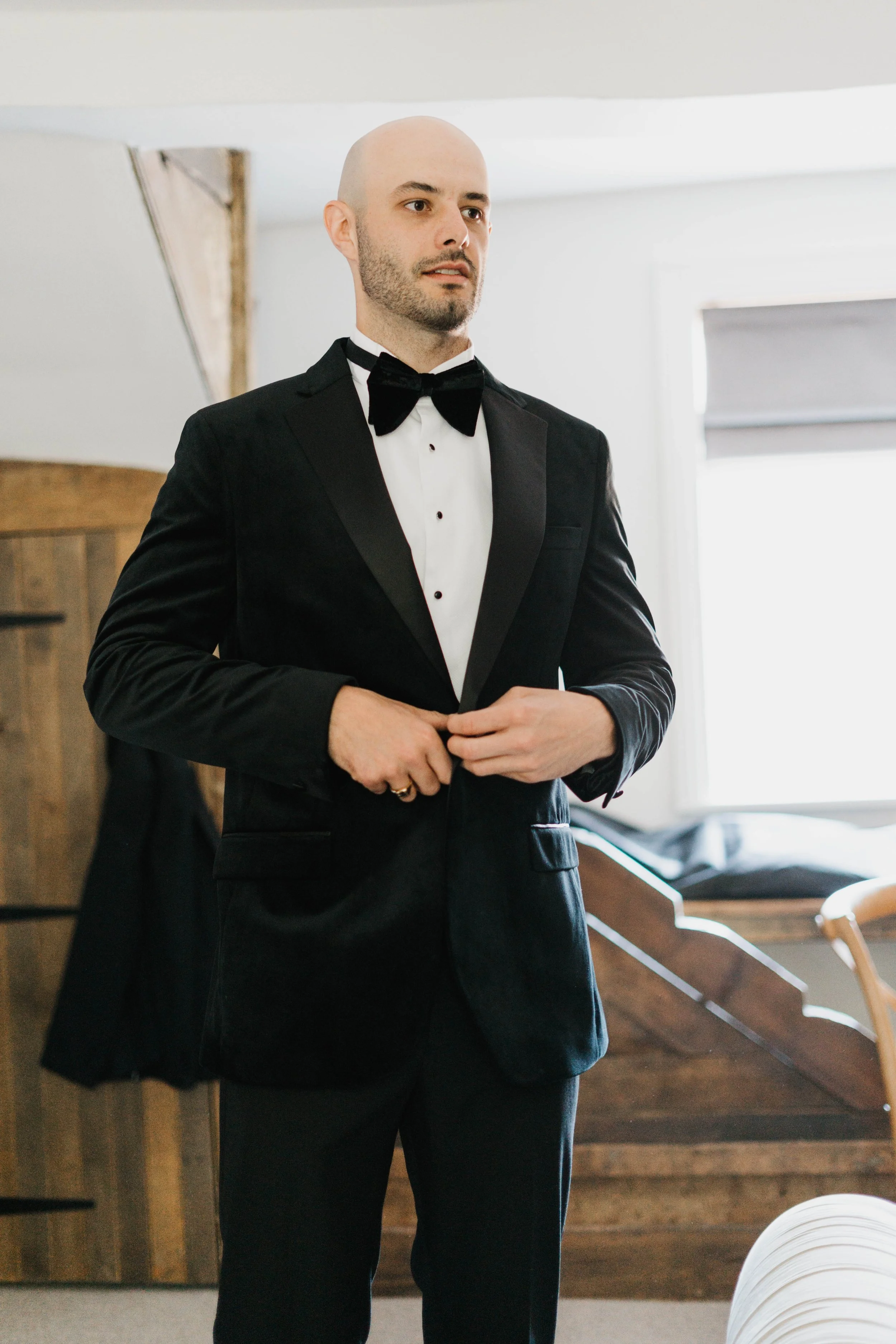 PJGroomsPrep-5.jpg