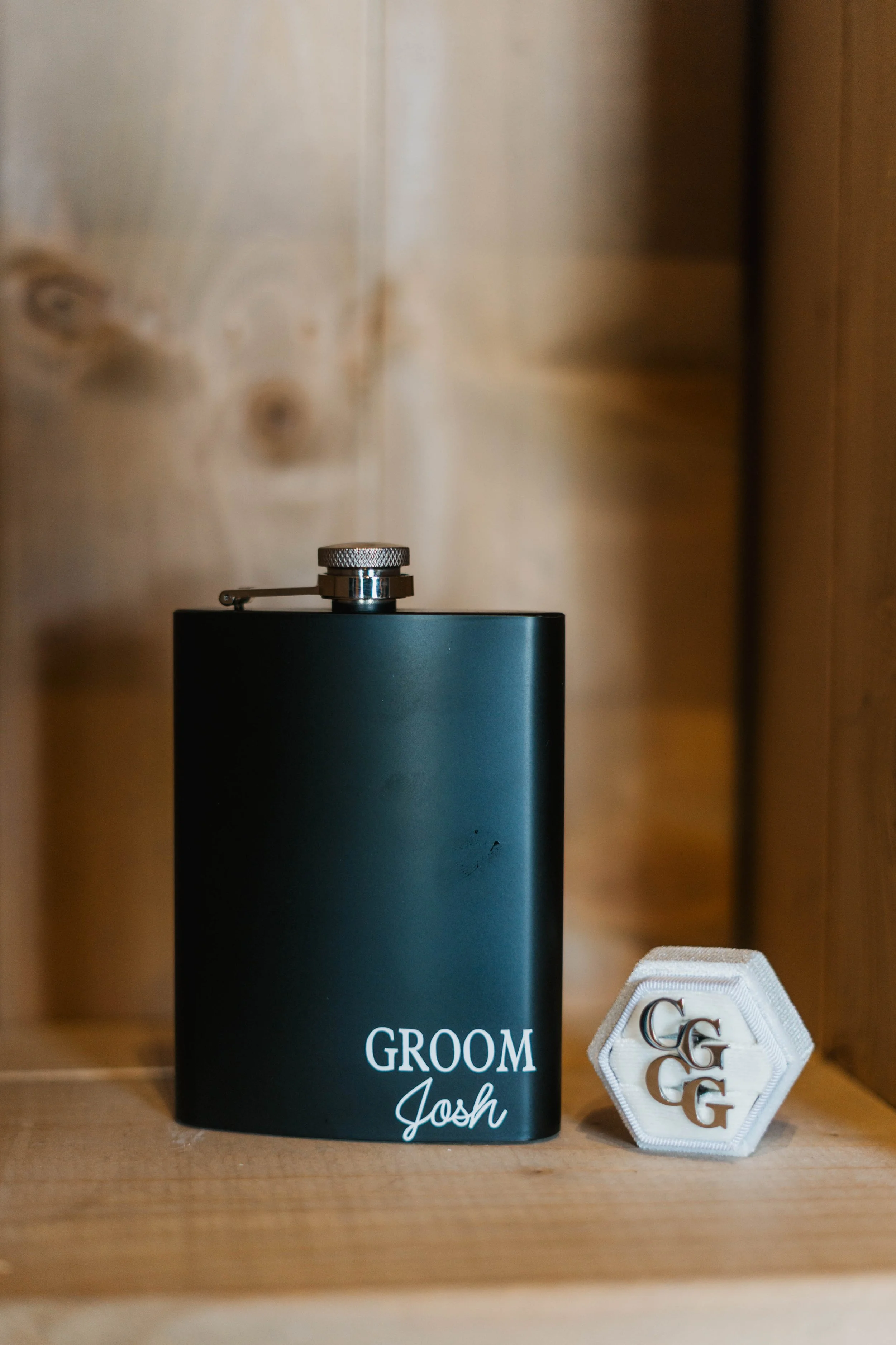 CJGroomsPrep-11.jpg