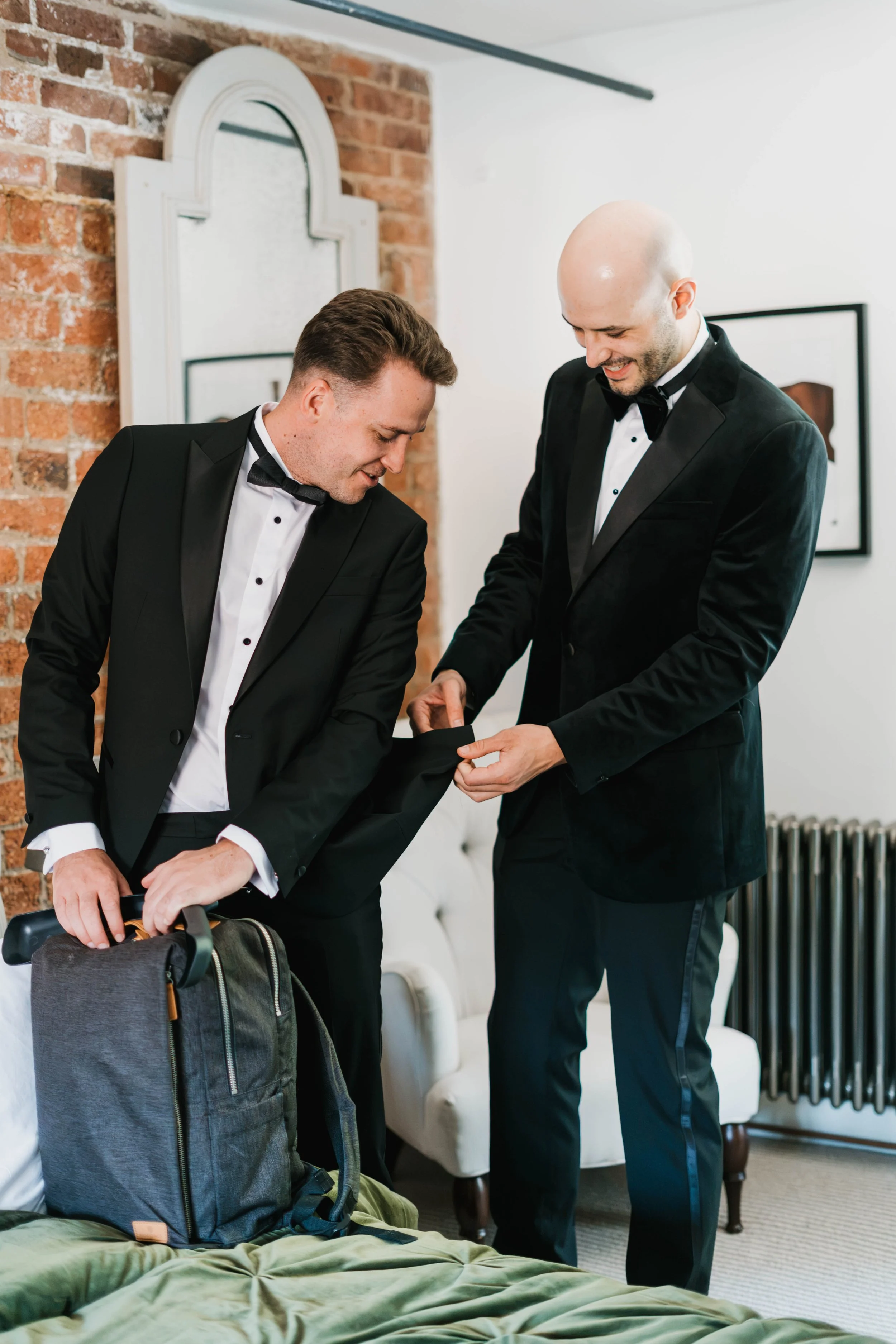 PJGroomsPrep-7.jpg