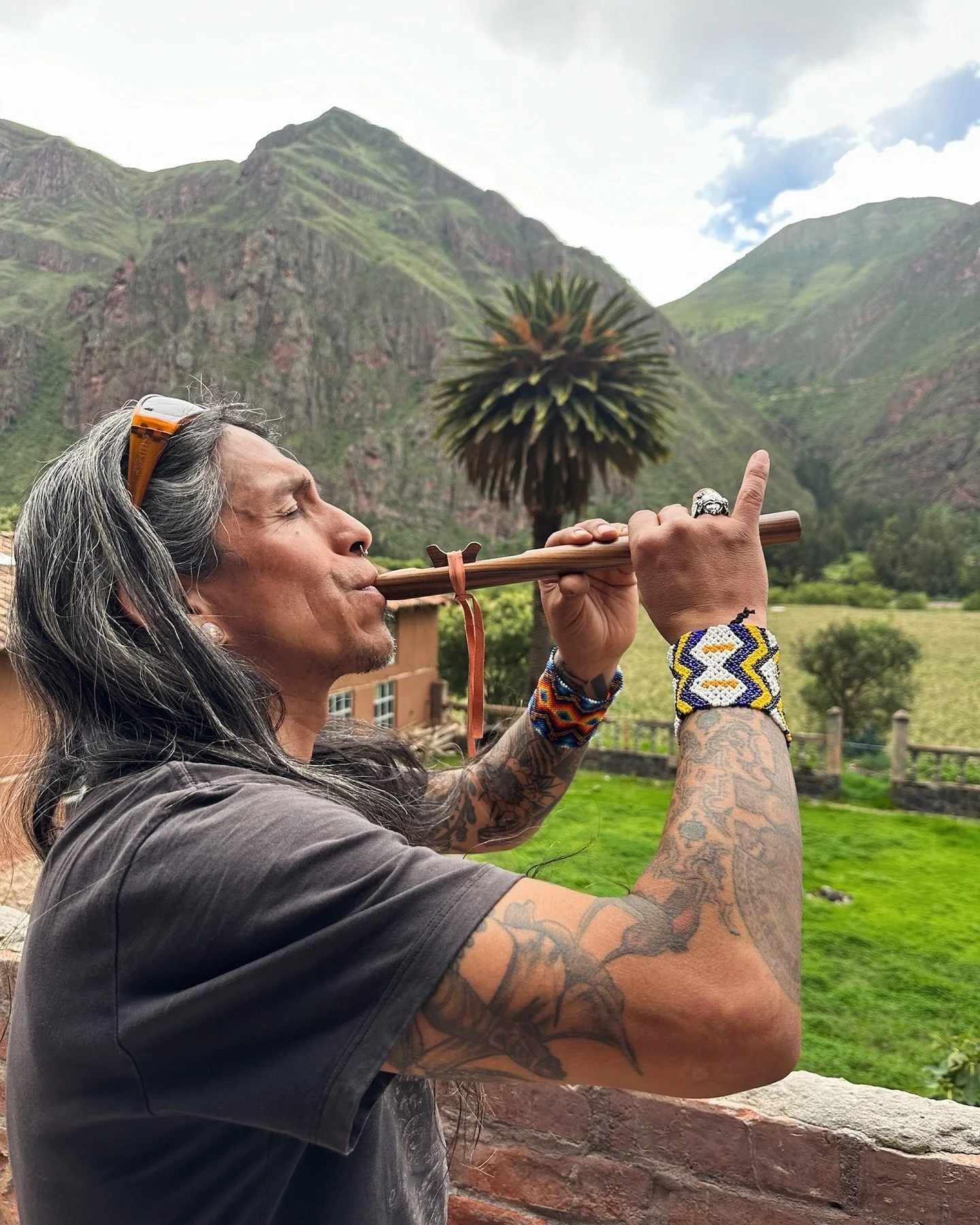 Experience the Vibration of the Andes ⛰️ 🪈 🎶
@amaru_pumac_kuntur