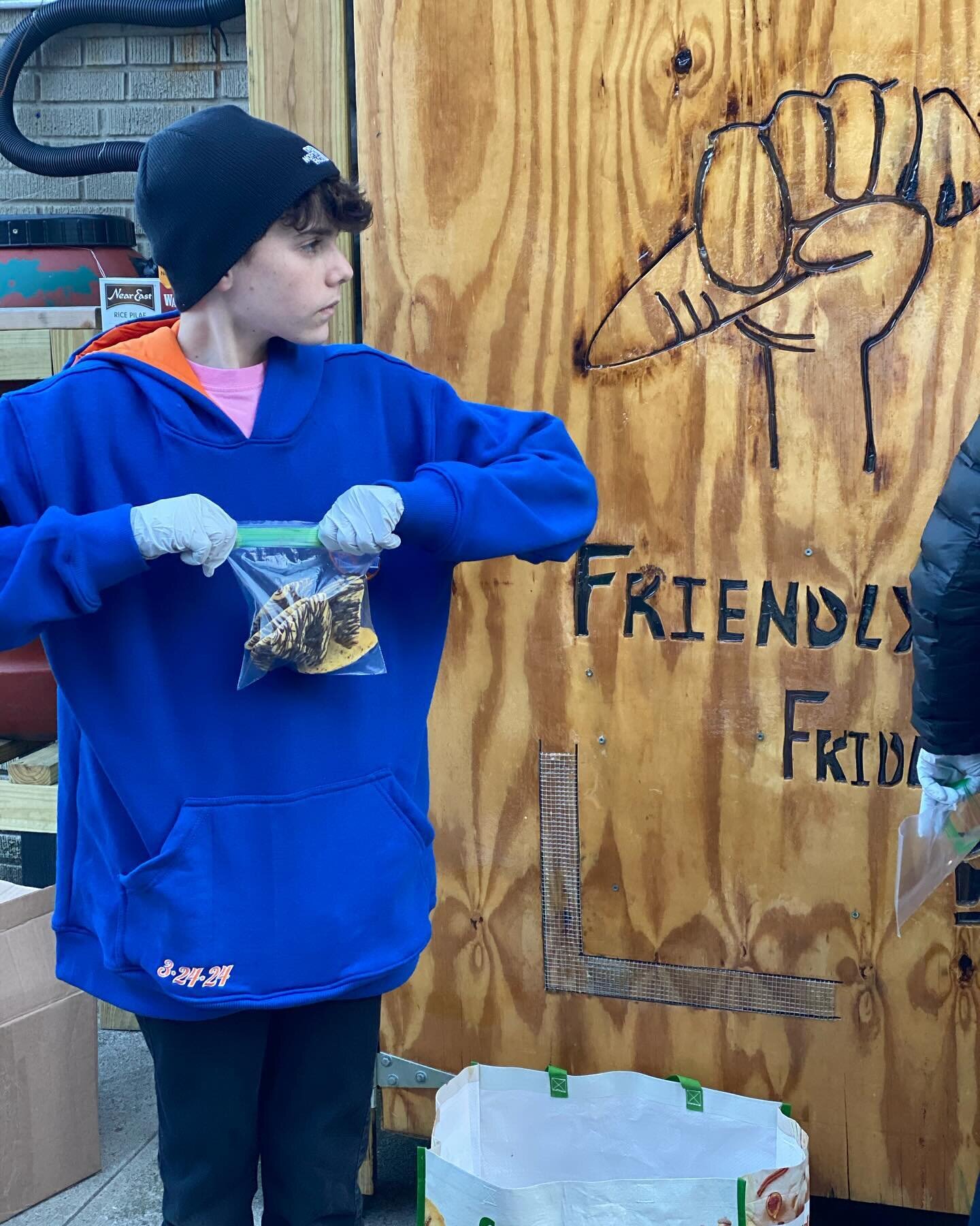 &ldquo;Food is the ingredient that binds us together.&rdquo; &ndash; Unknown

What an incredible week at the Friendly Fridge BX! Not only did we redirect over 21,000 lbs of perfectly good food from the landfills, we experienced so many different exci