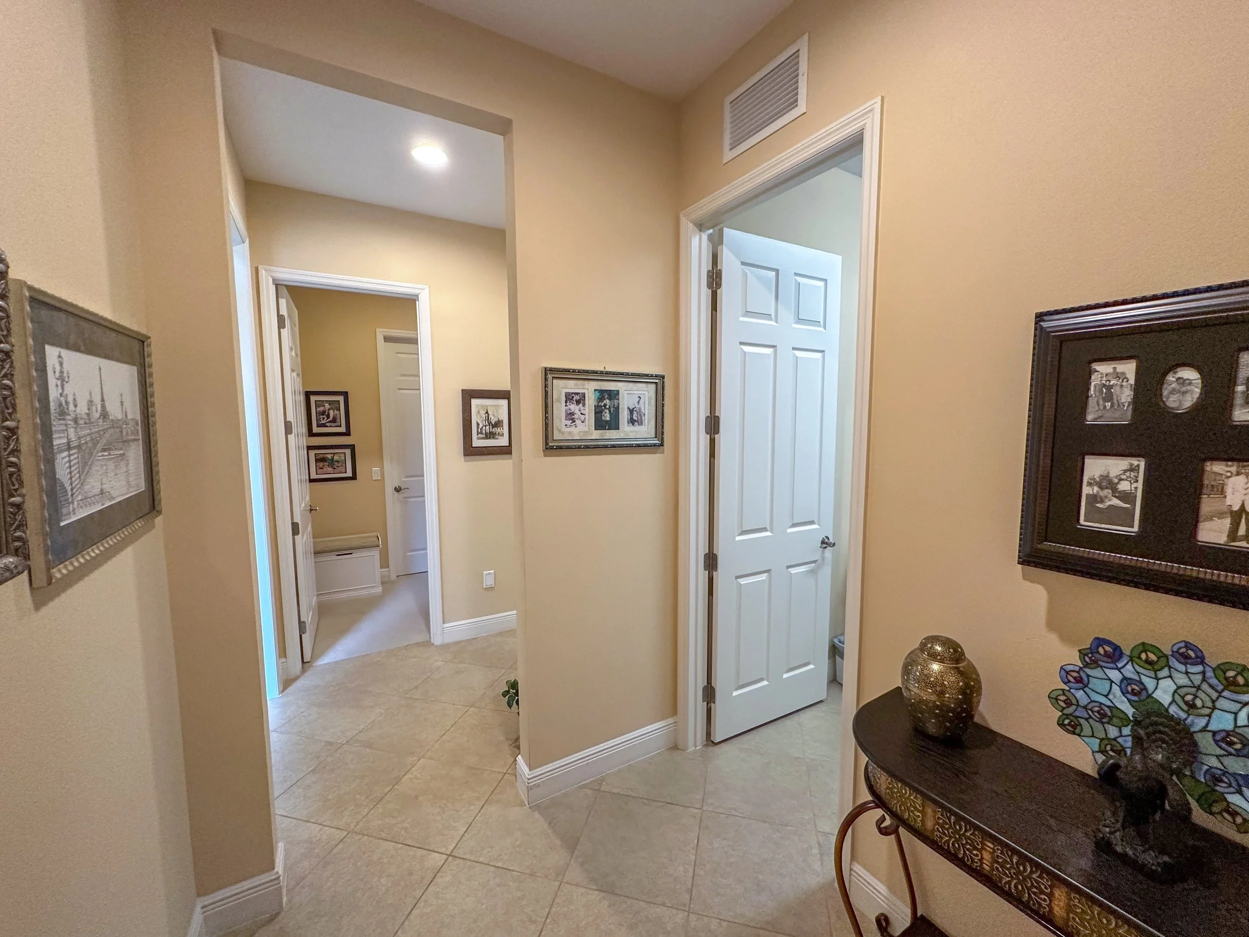 20250802 14721 Interior-12.jpg