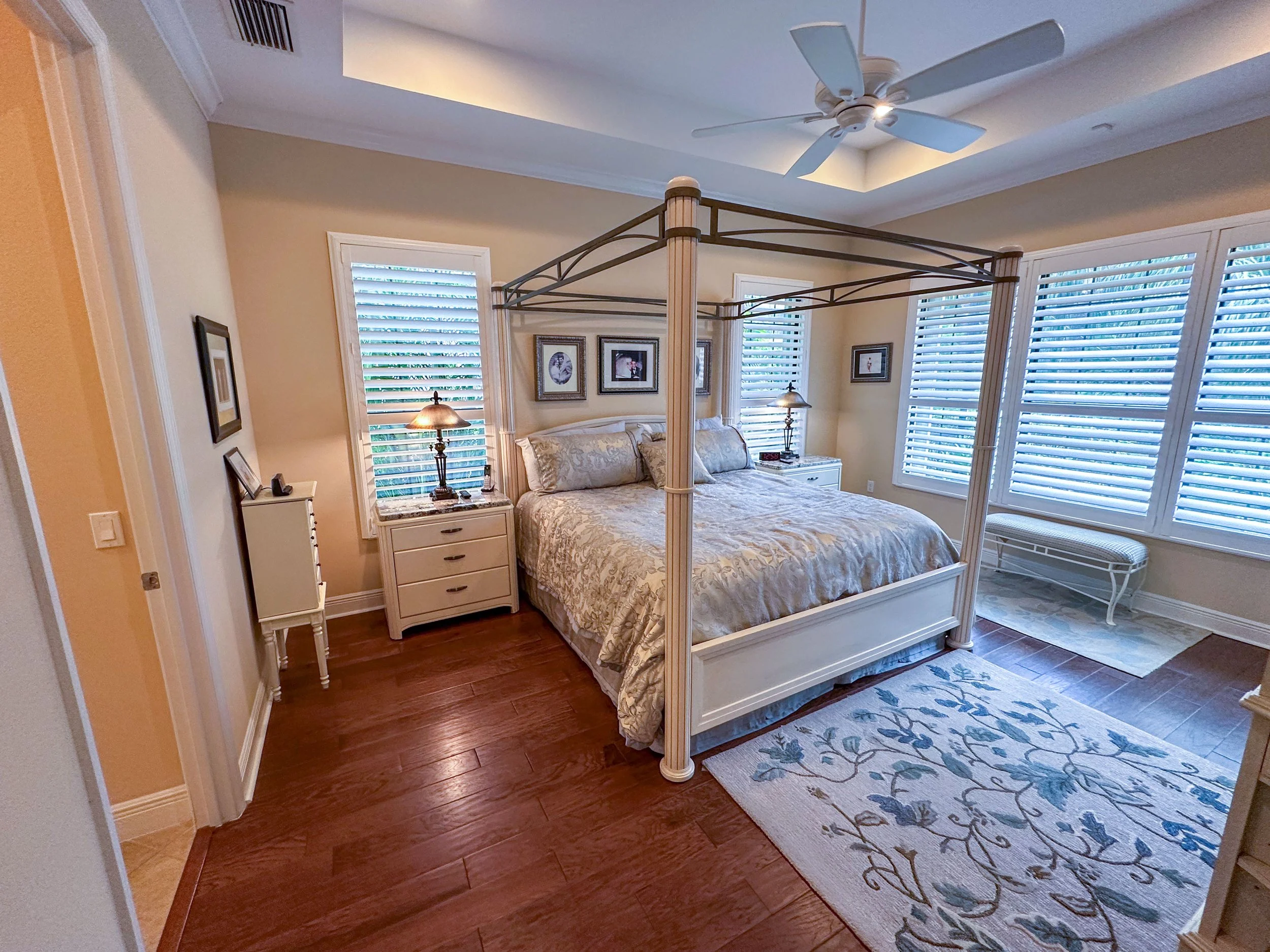20250802 14721 Interior-40.jpg
