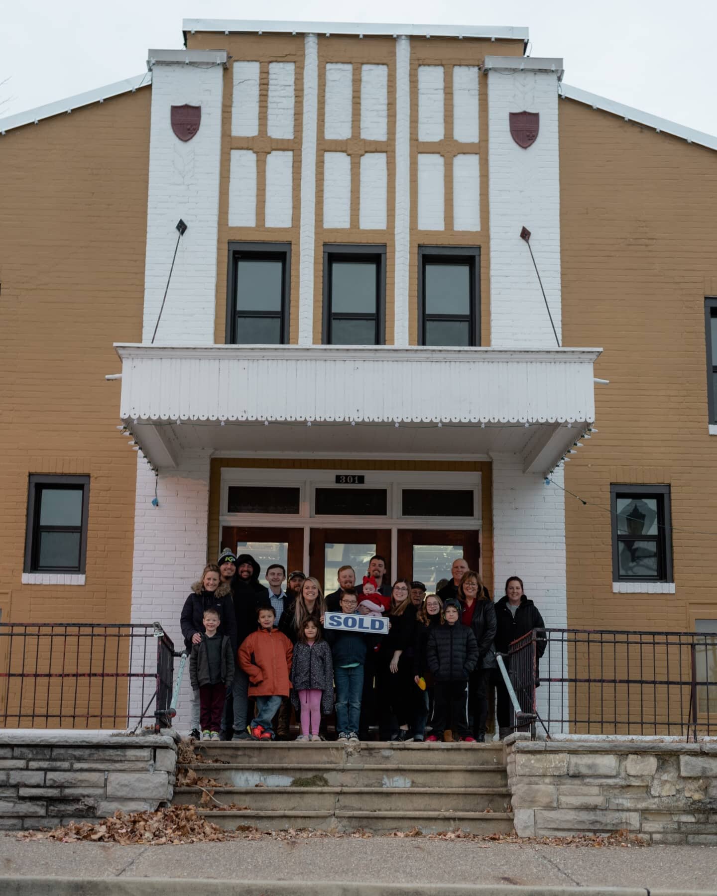 Step One: Buy the building.

Step Two: Renovate! 

Today, the Historic Royal Theater at 301 West St. Louis Street was purchased by Gary Nemec, Shauna Ray Jackson, Sam Dean, and Matt Strothkamp with the plan to open an event &amp; wedding venue. 

A s