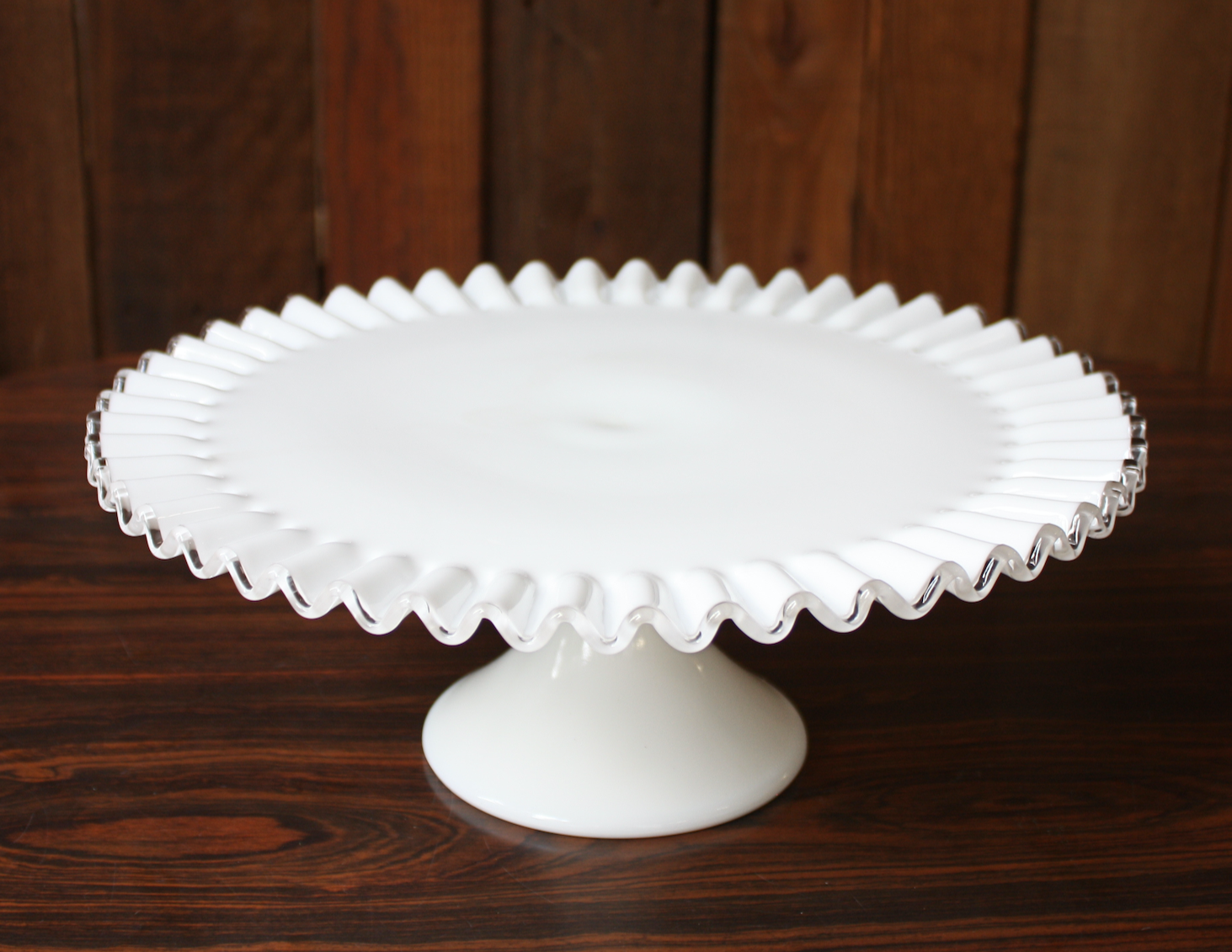 White Cake Stand